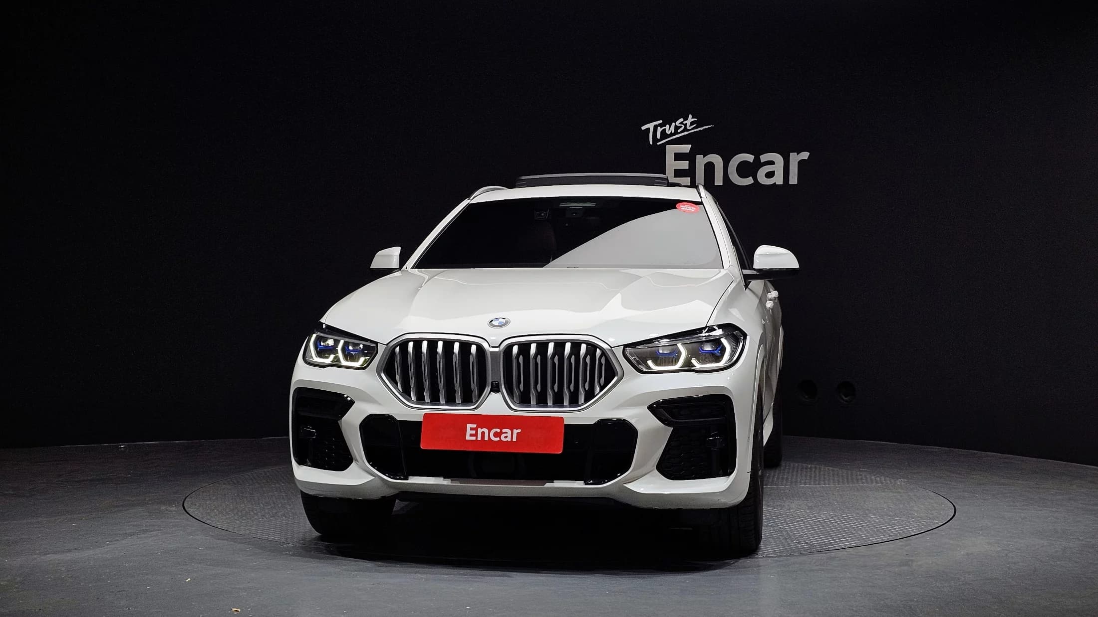 BMW X6 xDrive30d M Sport, 2023 г. 49605 км. — фото 3