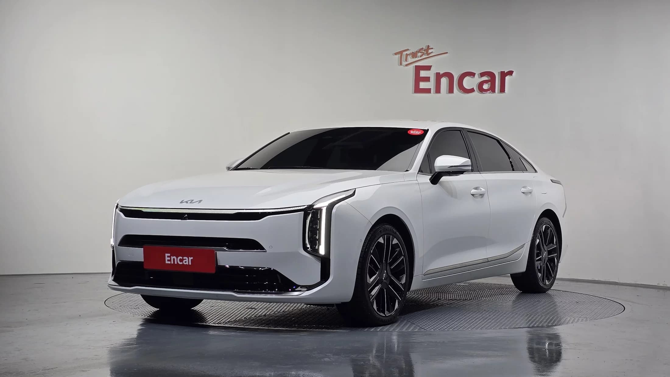 Kia K8 2.5 Gasoline 2WD Noblesse, 2025 г. 2481 км.