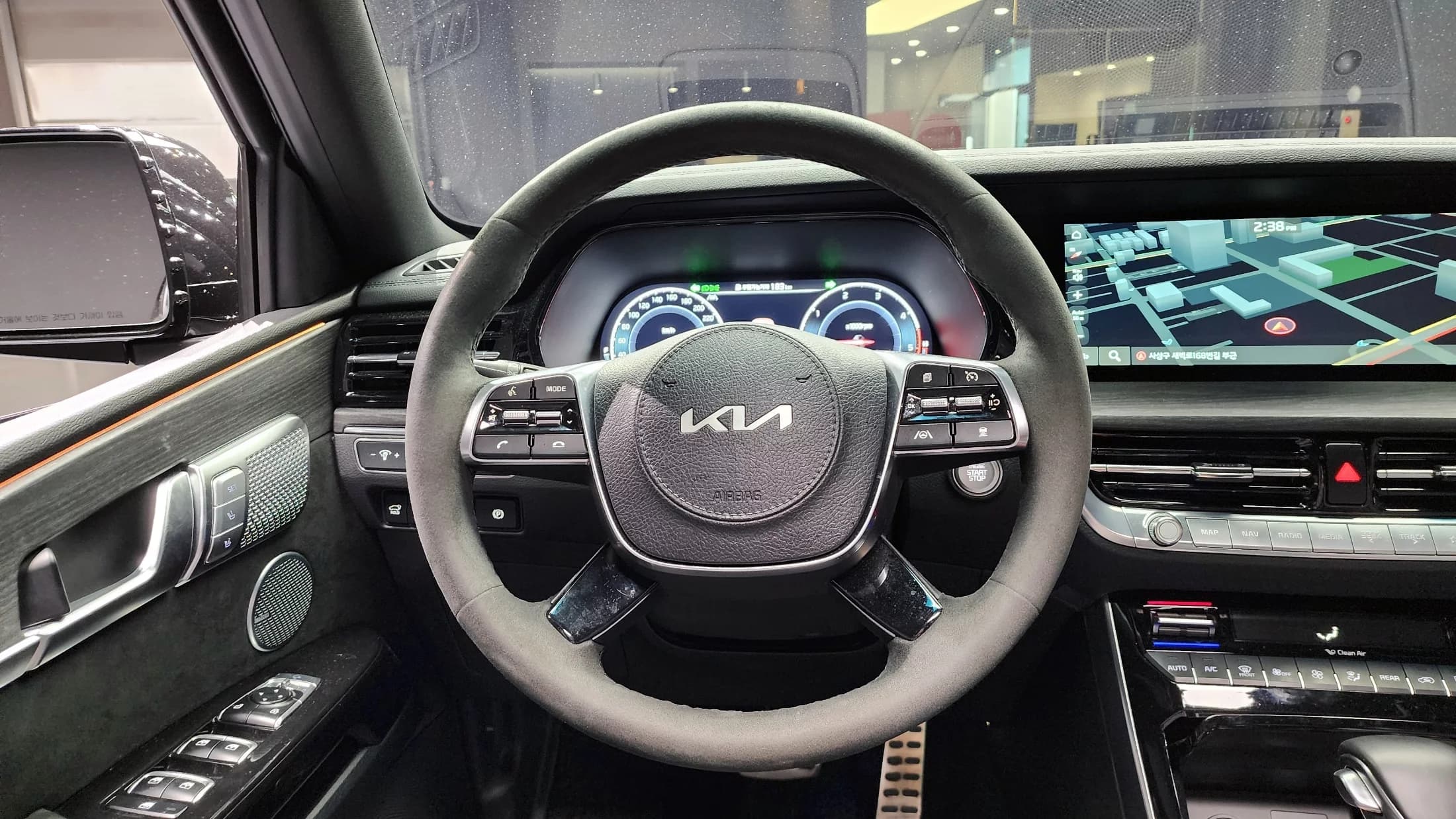 Kia Mohave Diesel 3.0 4WD 7-Seater Masters, 2022 г. 34443 км. — фото 14