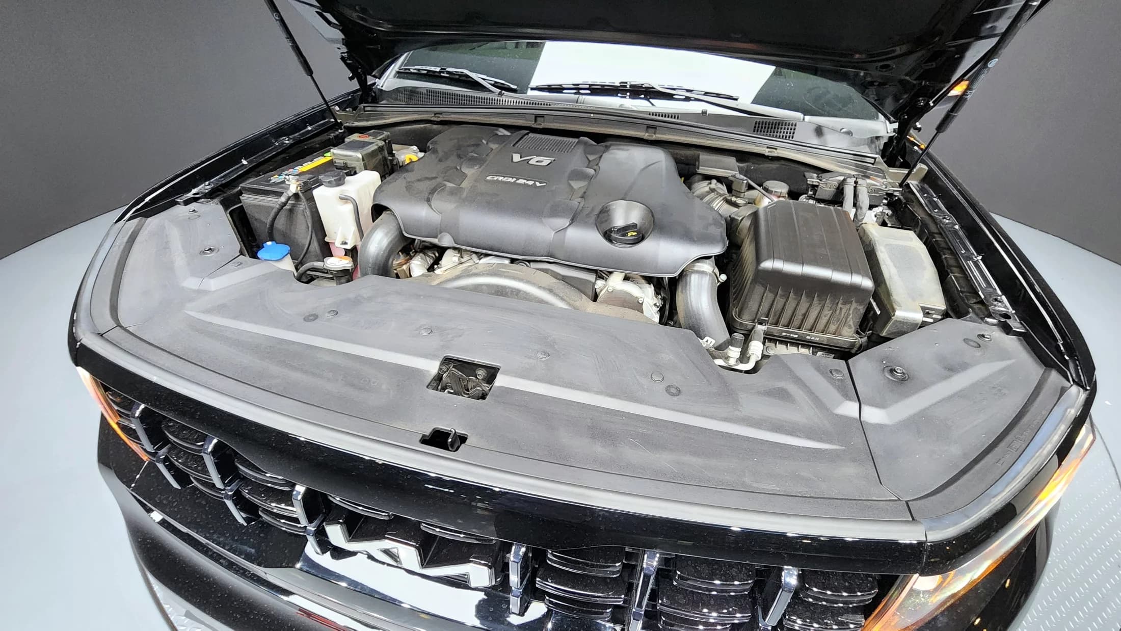 Kia Mohave Diesel 3.0 4WD 7-Seater Masters, 2022 г. 34443 км. — фото 6