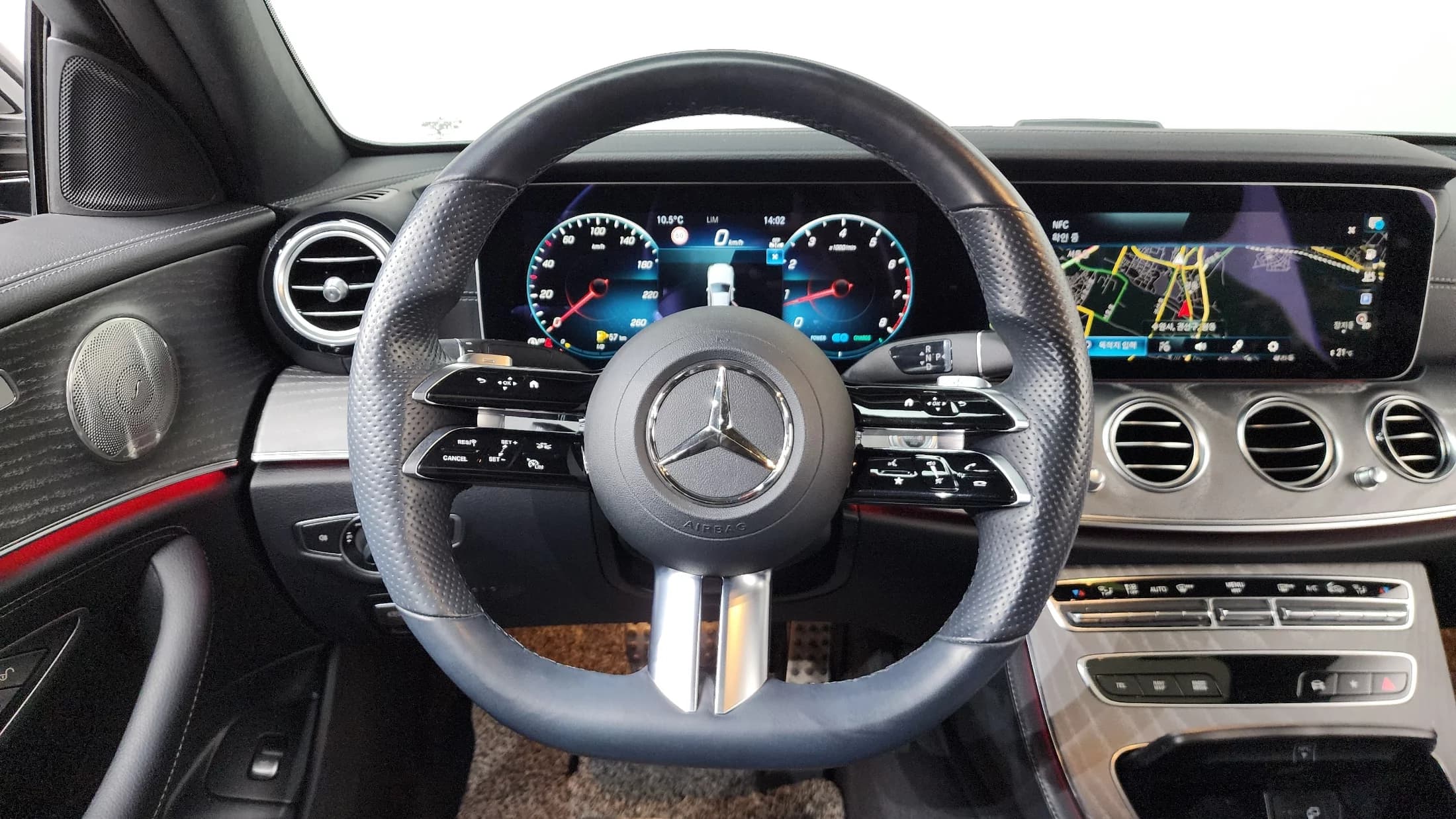 Mercedes-Benz E-Class E350 4MATIC AMG Line, 2022 г. 35709 км. — фото 13