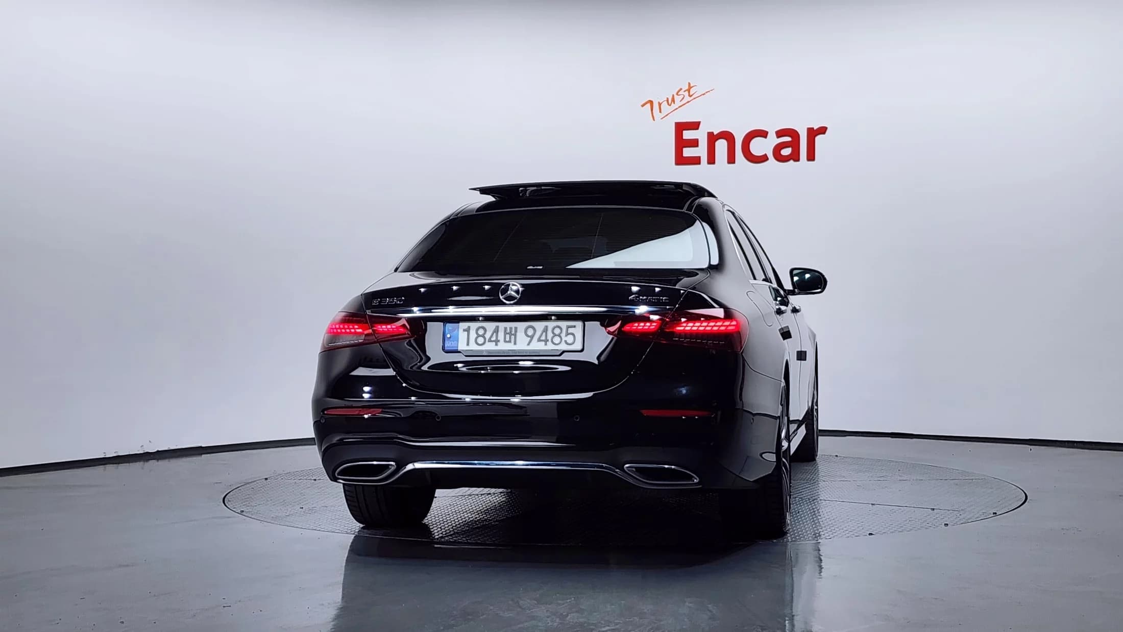 Mercedes-Benz E-Class E350 4MATIC AMG Line, 2022 г. 35709 км. — фото 4