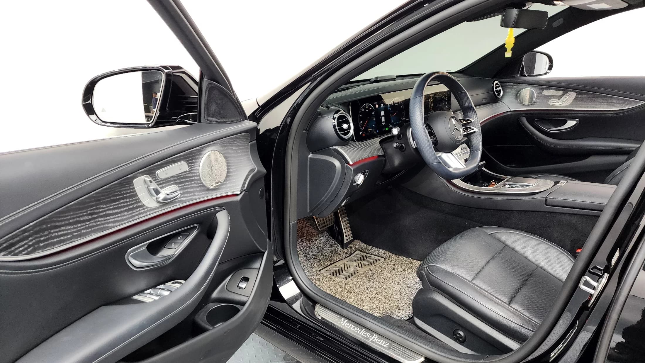 Mercedes-Benz E-Class E350 4MATIC AMG Line, 2022 г. 35709 км. — фото 10