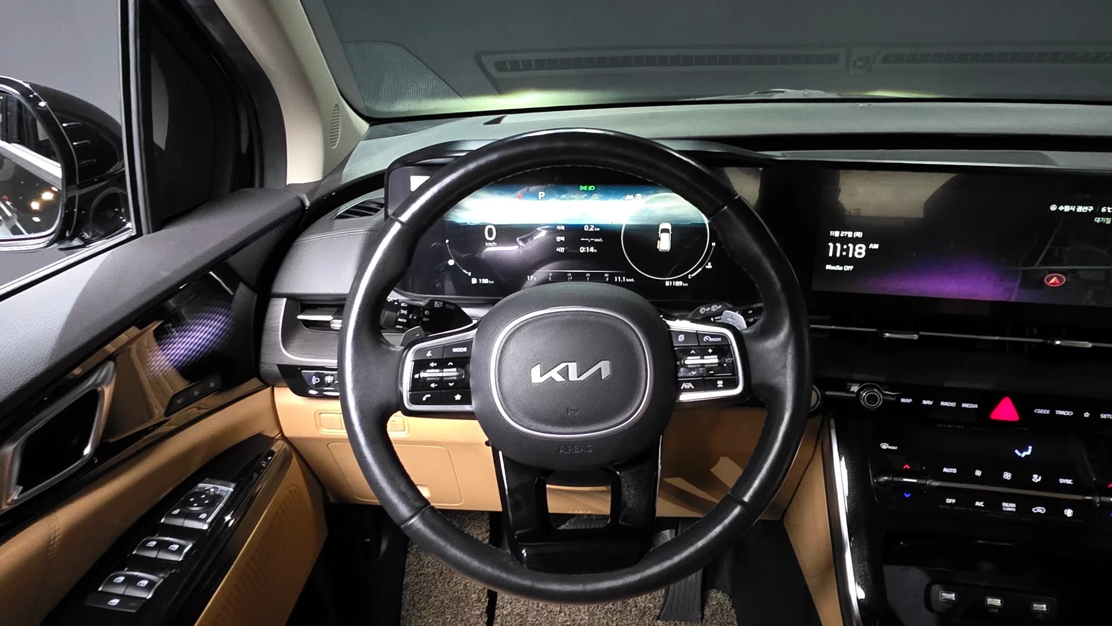 Kia Carnival 7-Seater Signature, 2022 г. 81293 км. — фото 13