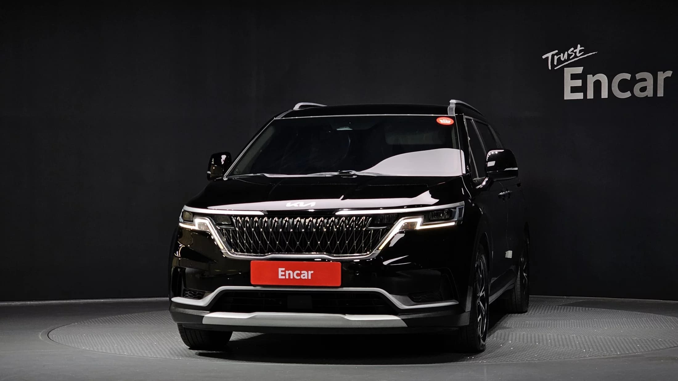 Kia Carnival 11-Seater Prestige, 2022 г. 77295 км. — фото 3