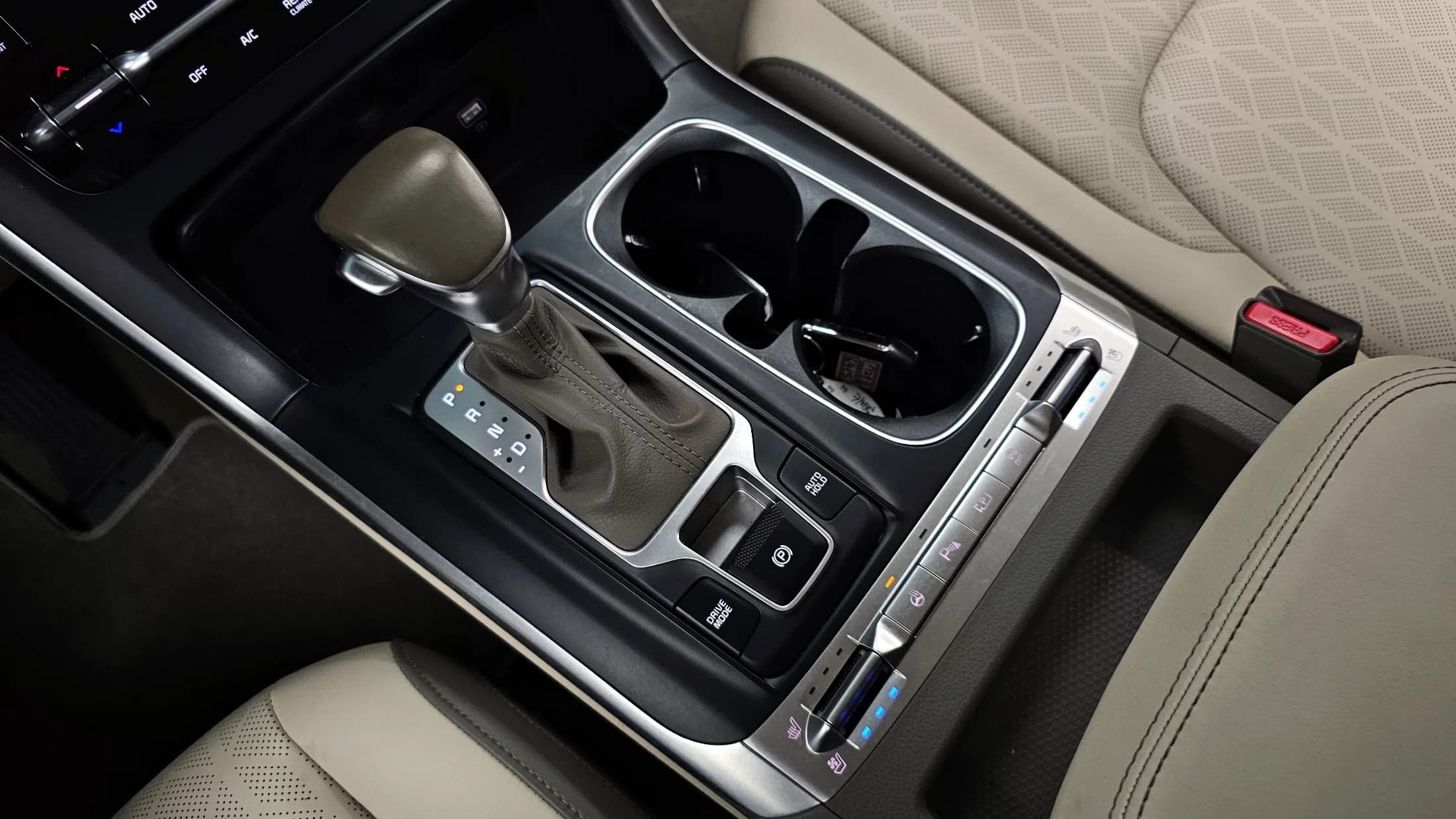 Kia Carnival 11-Seater Prestige, 2022 г. 77295 км. — фото 9