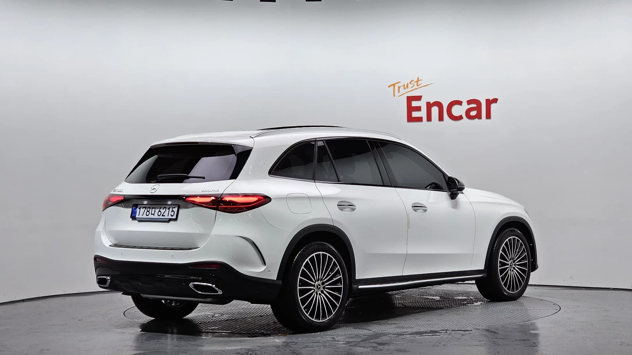 Mercedes-Benz GLC-Class GLC300 4MATIC AMG Line, 2025 г. 5989 км. — фото 2