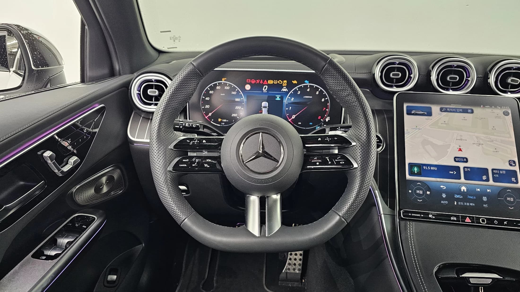 Mercedes-Benz GLC-Class GLC300 4MATIC AMG Line, 2025 г. 5989 км. — фото 13