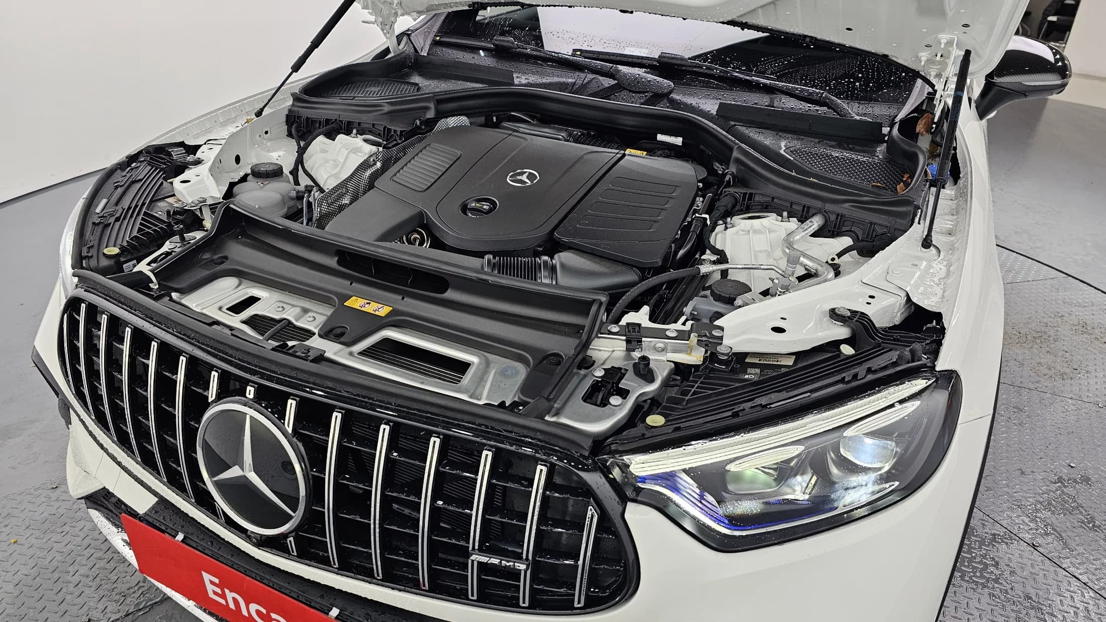 Mercedes-Benz GLC-Class GLC300 4MATIC AMG Line, 2025 г. 5989 км. — фото 6