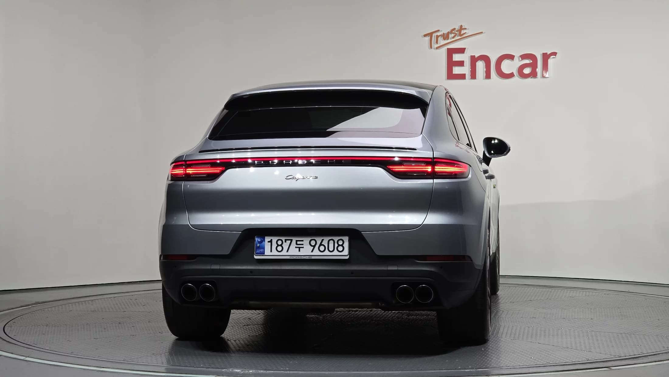 Porsche CAYENNE 3.0 E-Hybrid Coupe, гибрид, 2021 г. 57817 км. — фото 4