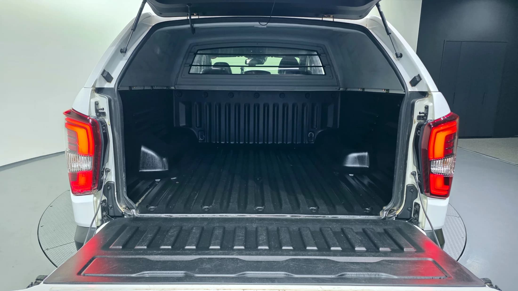 SsangYong Rexton Diesel 2.2 4WD Expedition, 2022 г. 15245 км. — фото 20