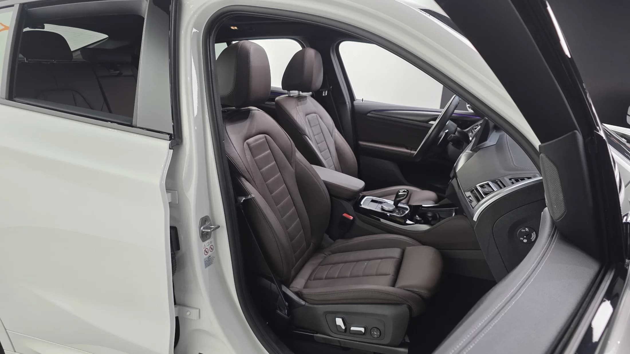BMW X4 xDrive20i M Sports Pro, 2023 г. 30674 км. — фото 12