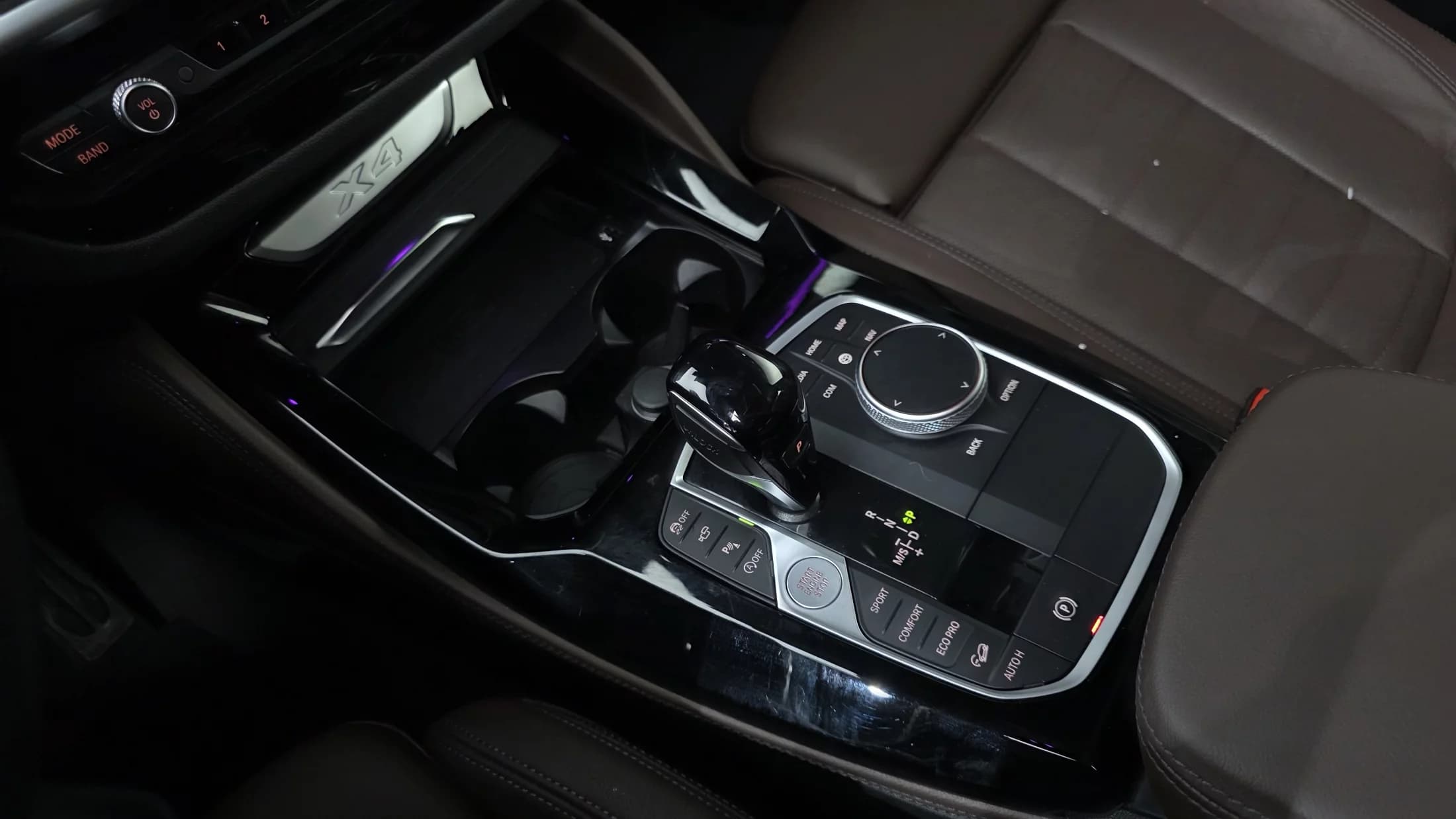 BMW X4 xDrive20i M Sports Pro, 2023 г. 30674 км. — фото 9