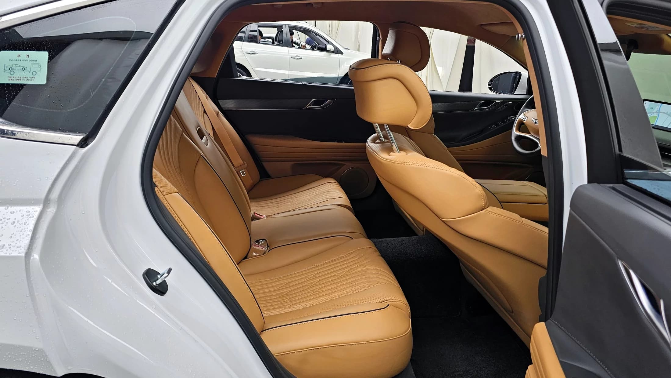 Genesis G80 Gasoline 2.5 Turbo AWD, 2022 г. 38681 км. — фото 11