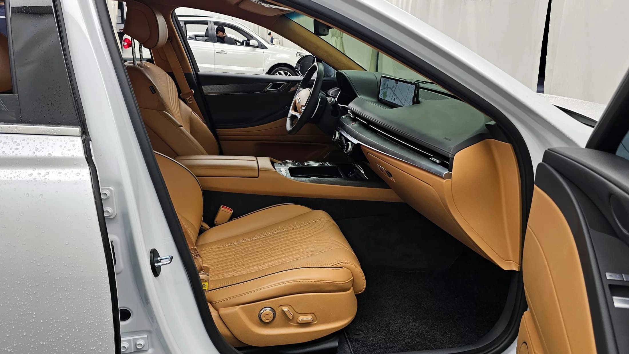 Genesis G80 Gasoline 2.5 Turbo AWD, 2022 г. 38681 км. — фото 10