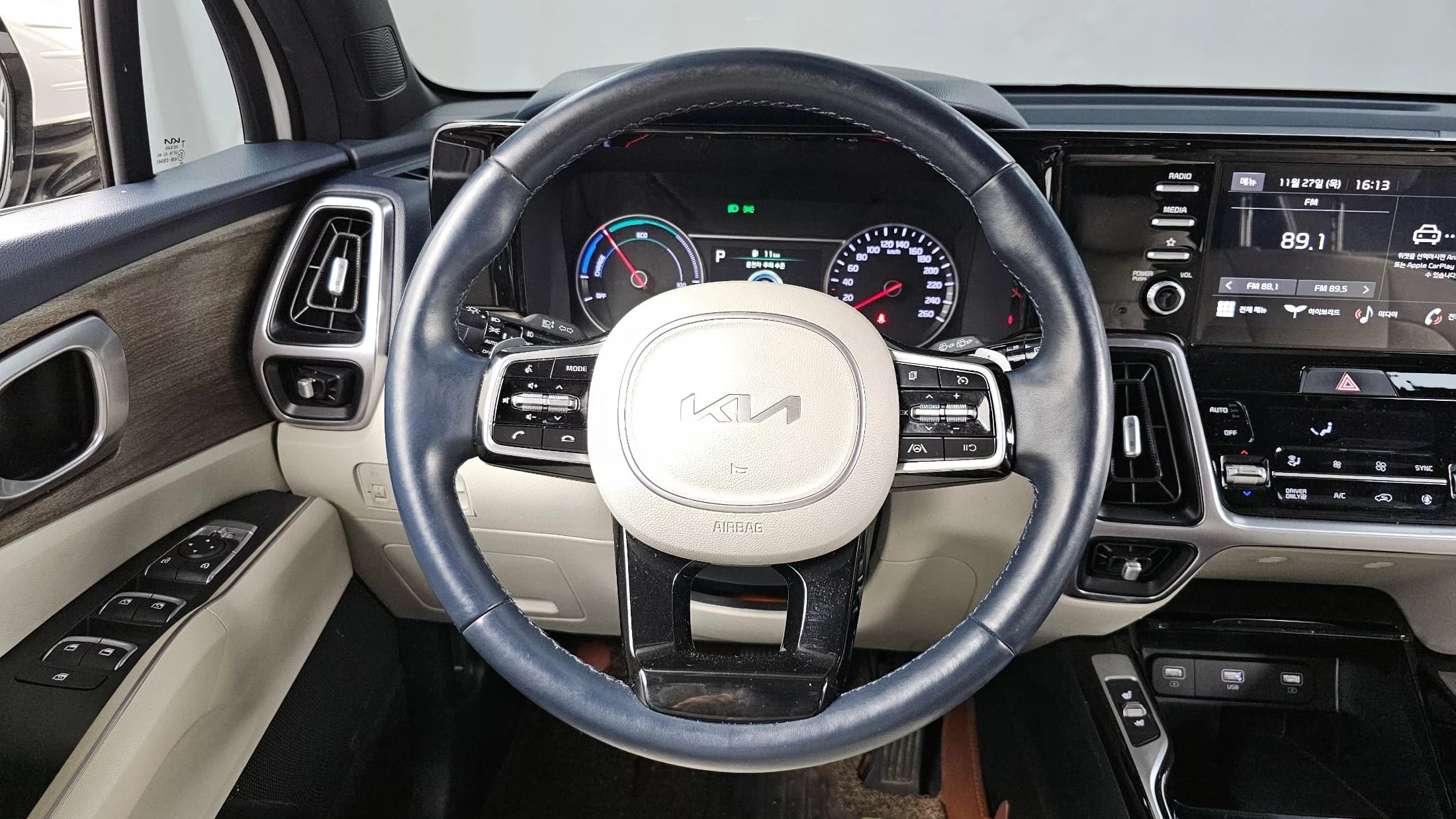 Kia Sorento HEV 1.6 2WD Prestige, гибрид, 2022 г. 138477 км. — фото 13
