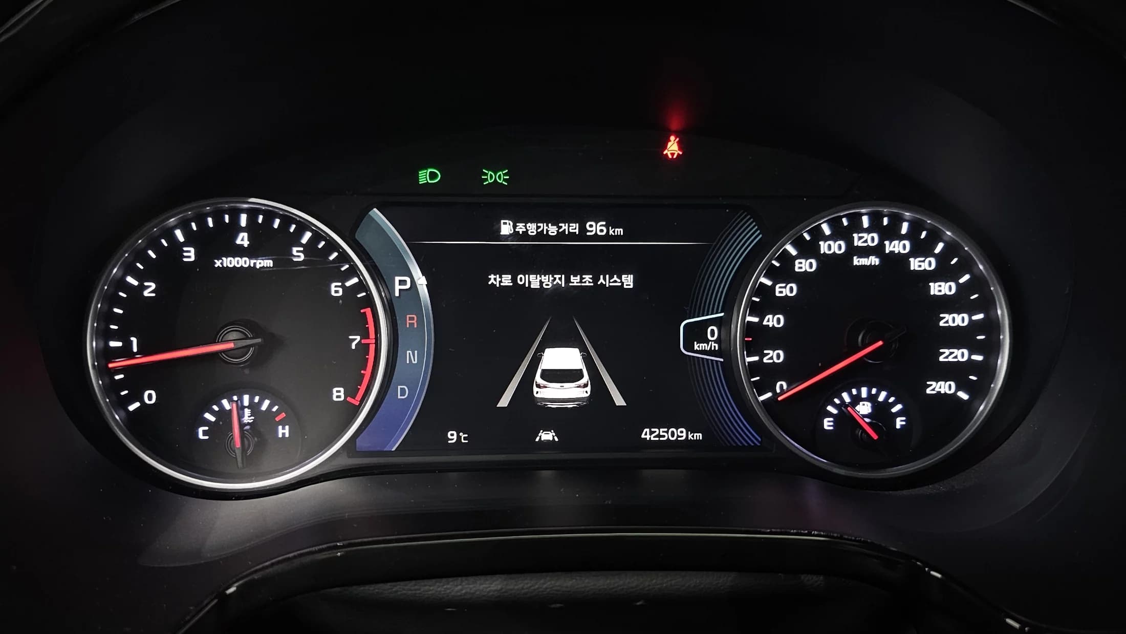 Kia Seltos Gasoline 1.6 Turbo 2WD Signature, 2021 г. 42639 км. — фото 8