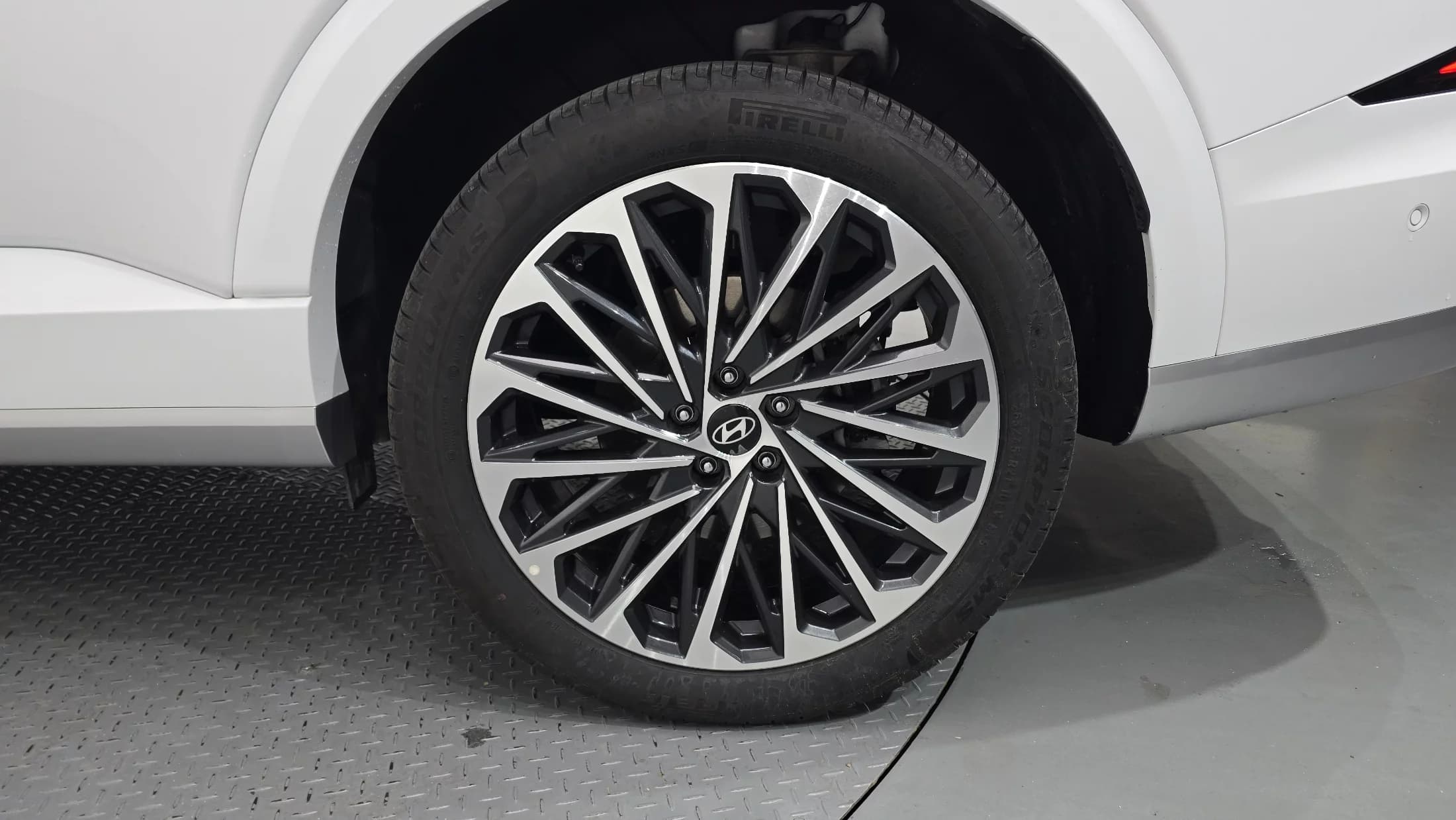 Hyundai Palisade Gasoline 2.5T 4WD 7-Seater Calligraphy, 2025 г. 12994 км. — фото 5