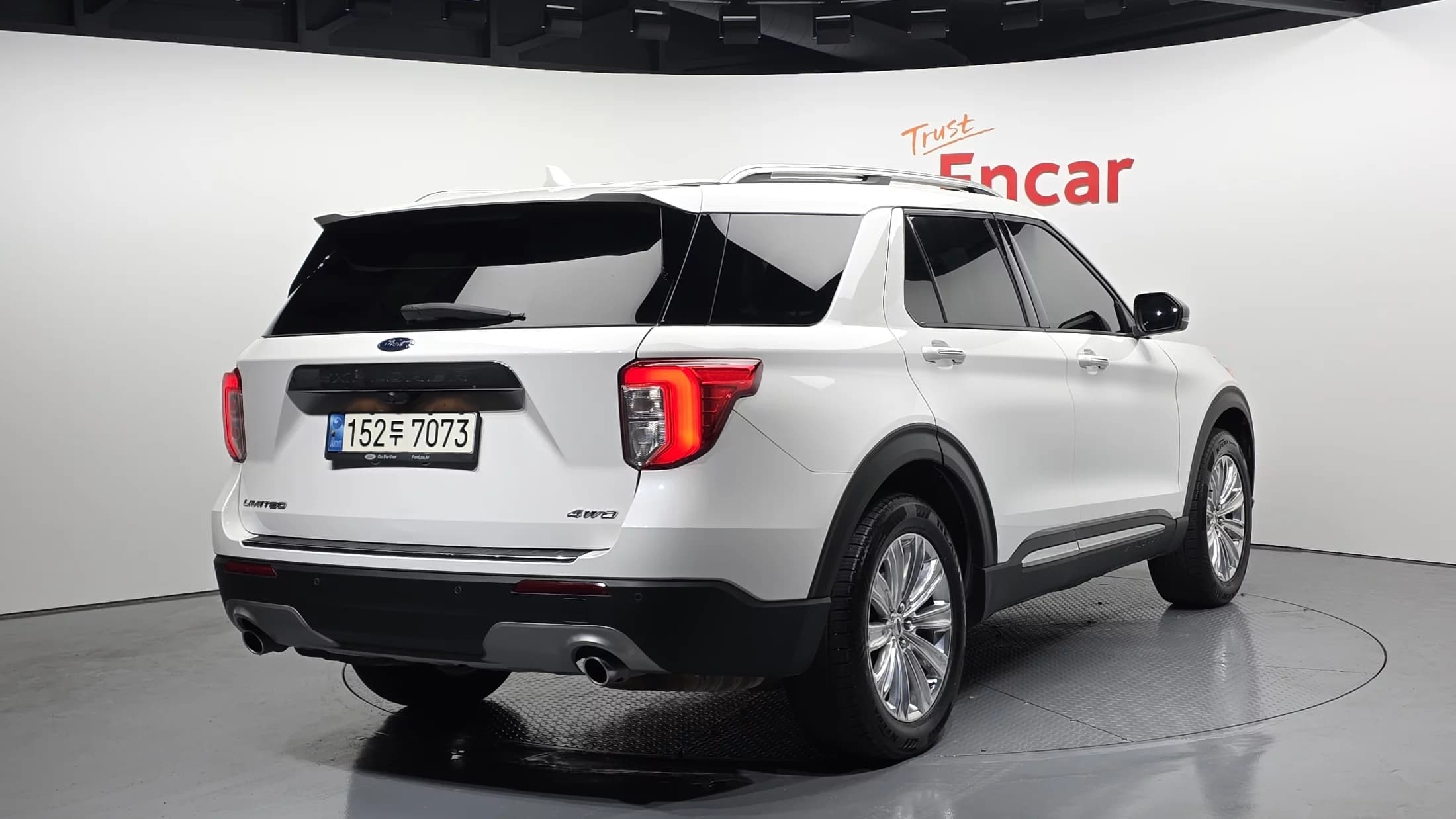 Ford EXPLORER 2.3 LimIted 4WD, 2022 г. 60741 км. — фото 2