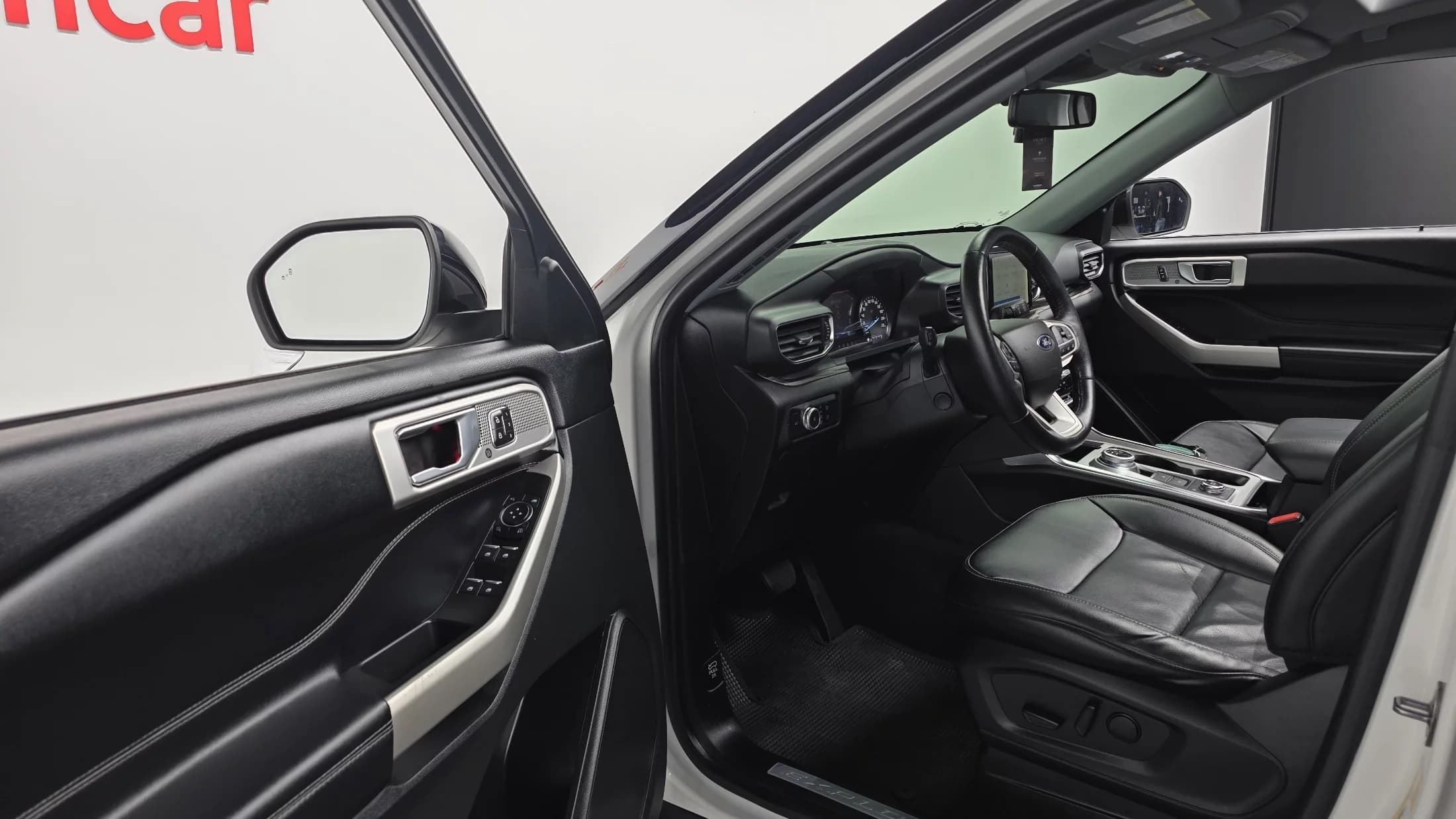 Ford EXPLORER 2.3 LimIted 4WD, 2022 г. 60741 км. — фото 11