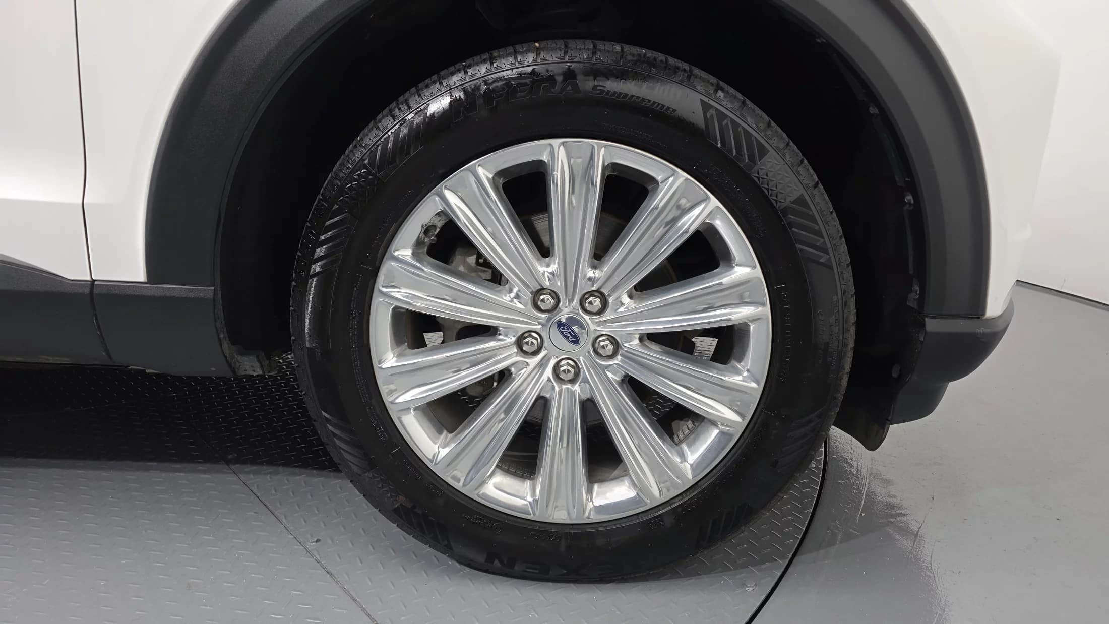 Ford EXPLORER 2.3 LimIted 4WD, 2022 г. 60741 км. — фото 5