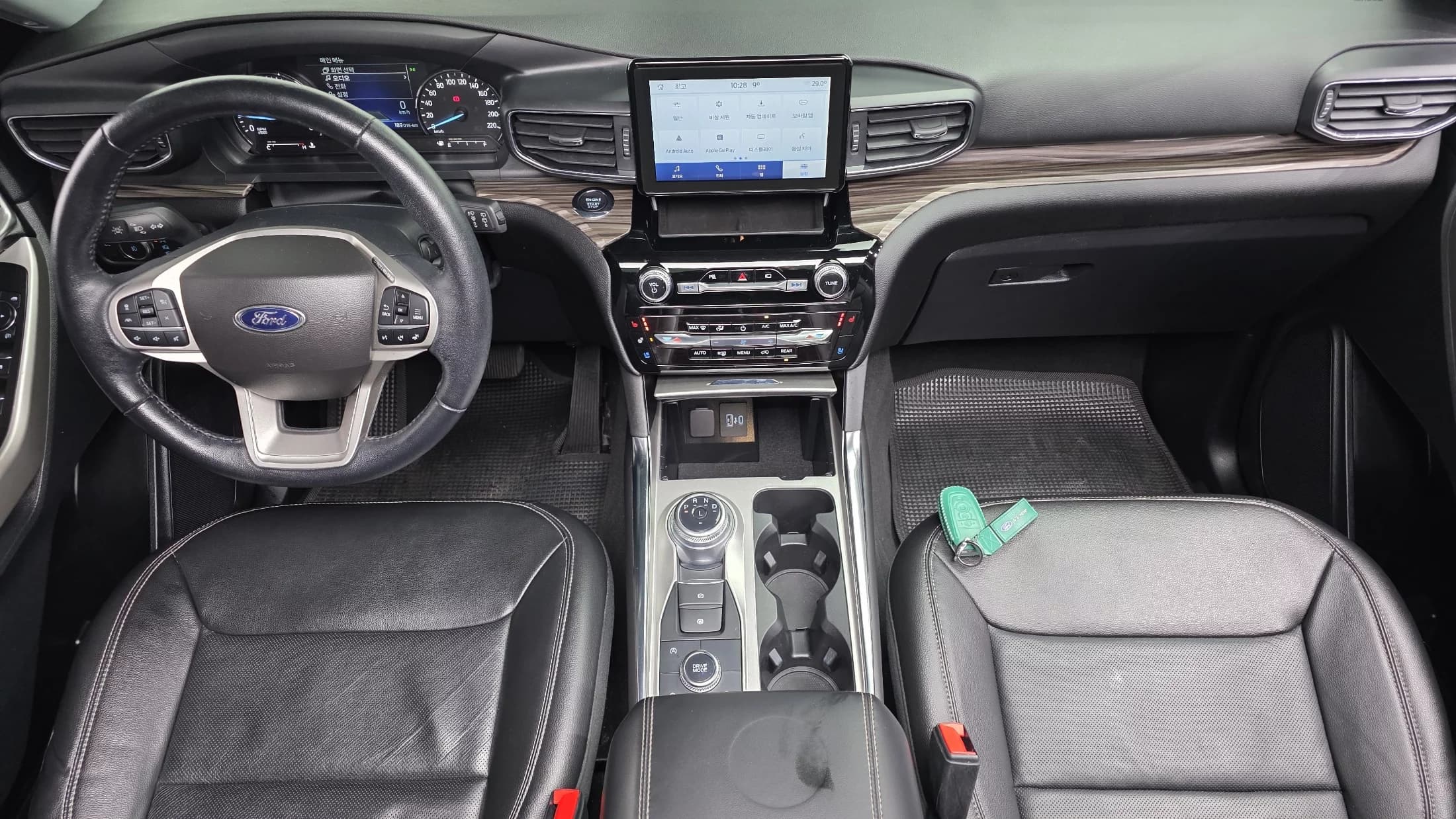 Ford EXPLORER 2.3 LimIted 4WD, 2022 г. 60741 км. — фото 7