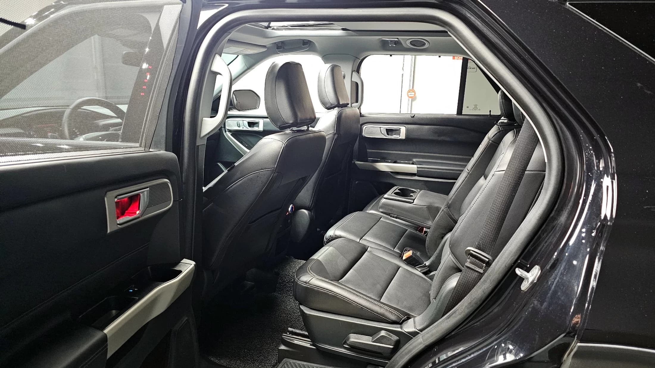 Ford EXPLORER 2.3 LimIted 4WD, 2021 г. 73119 км. — фото 11