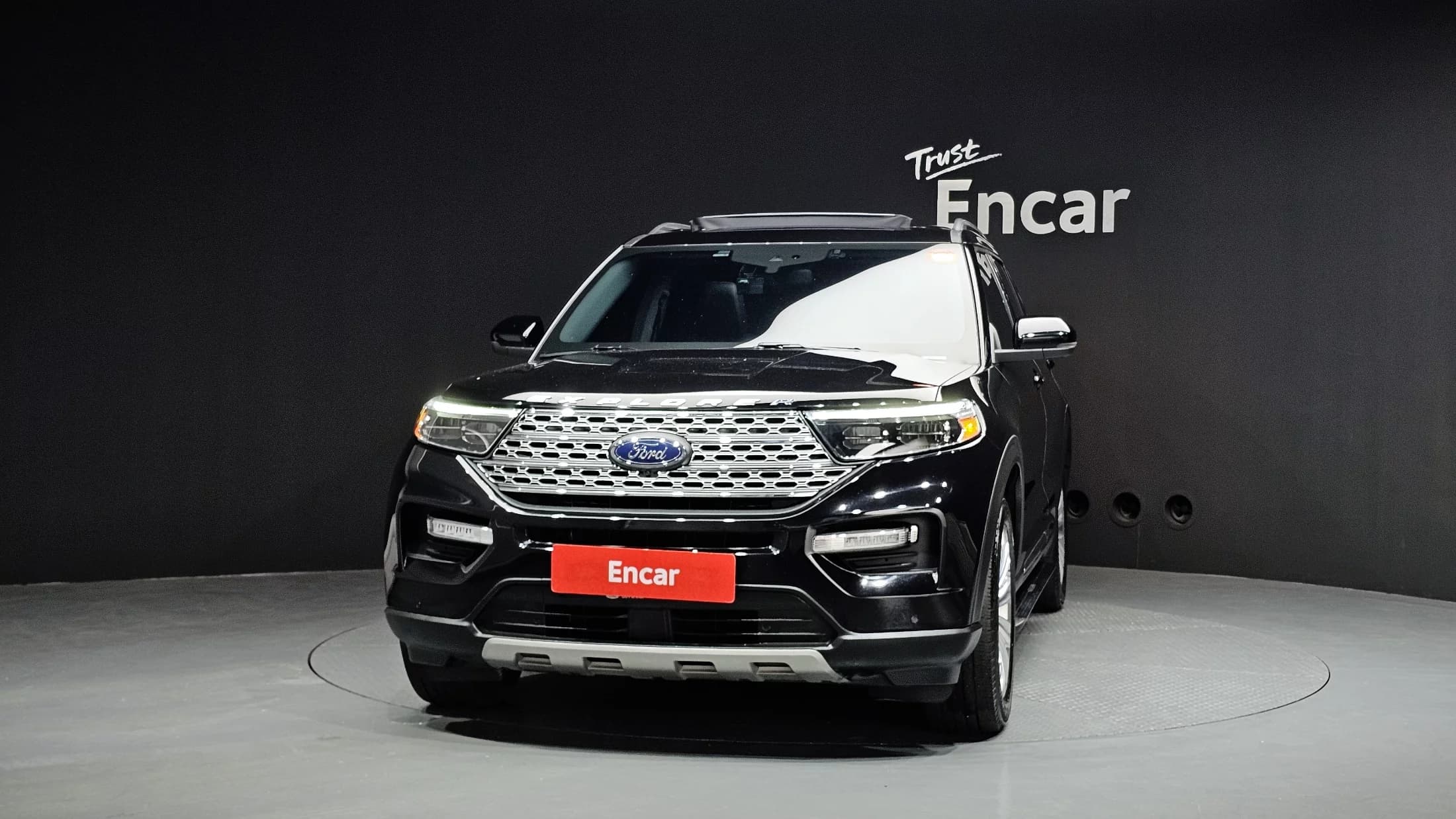 Ford EXPLORER 2.3 LimIted 4WD, 2021 г. 73119 км. — фото 3