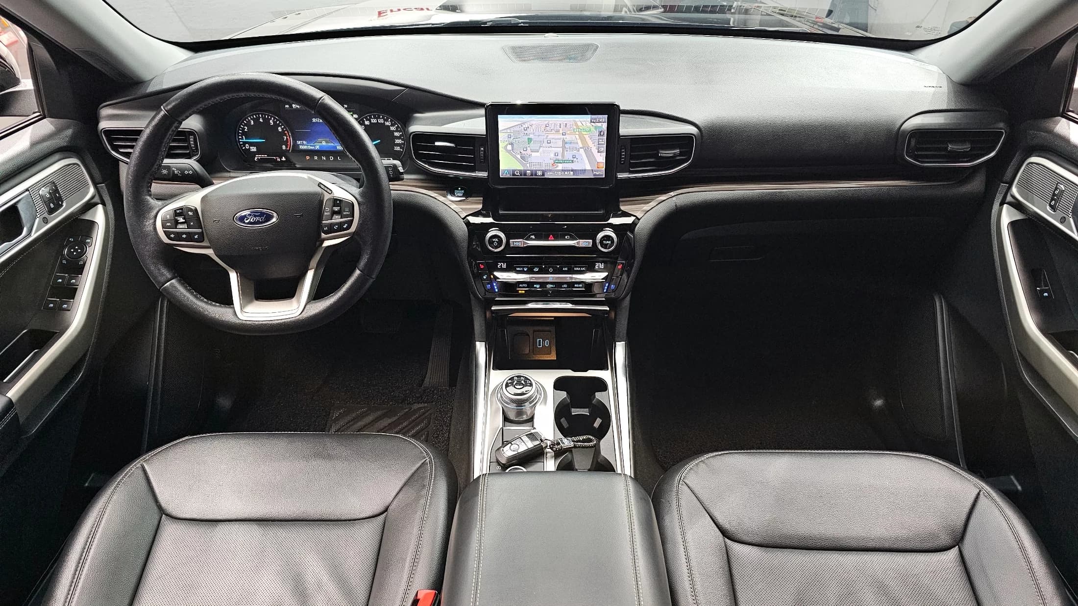 Ford EXPLORER 2.3 LimIted 4WD, 2021 г. 73119 км. — фото 7