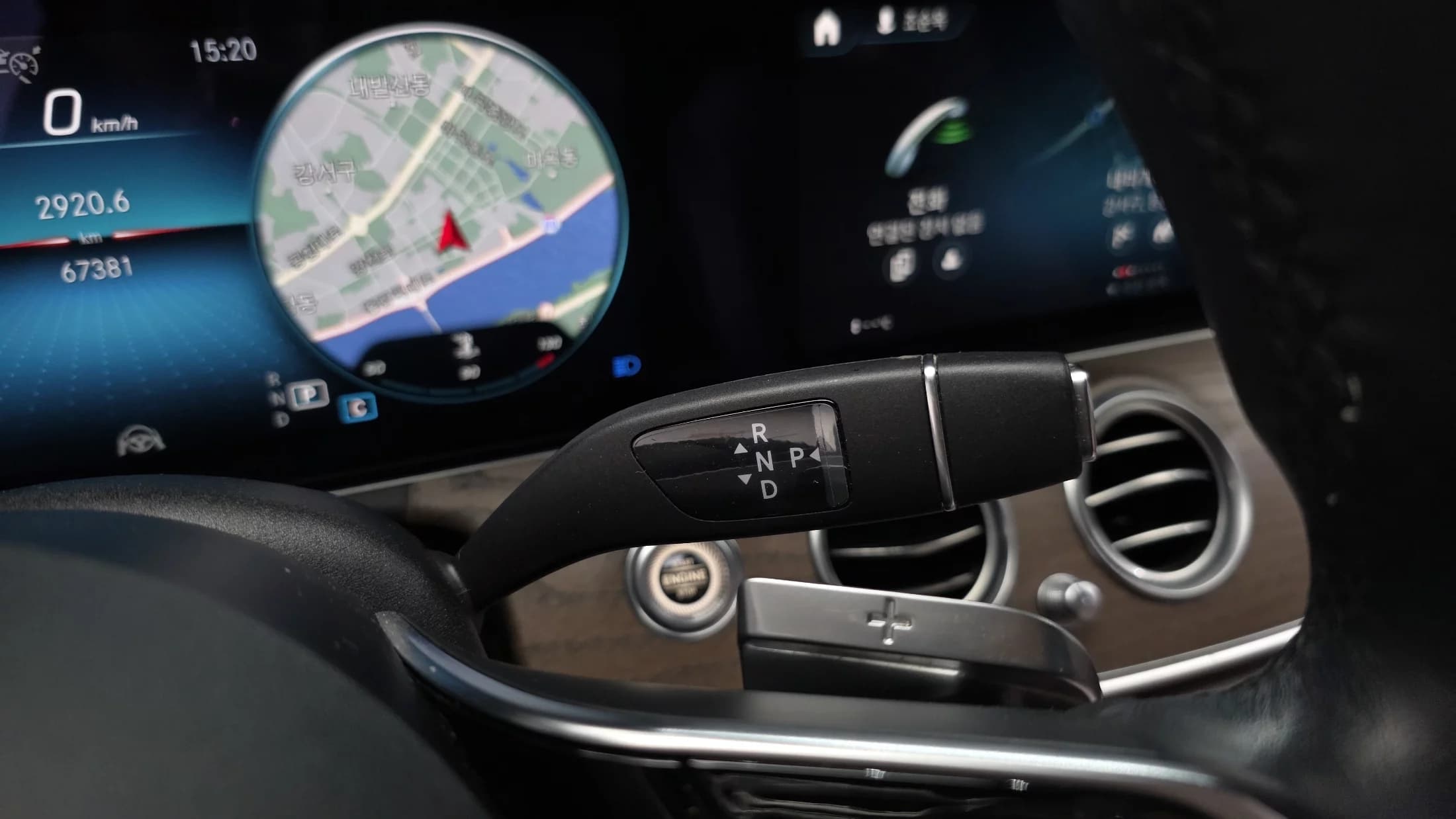 Mercedes-Benz E-Class E220d 4MATIC Exclusive, 2022 г. 67527 км. — фото 8
