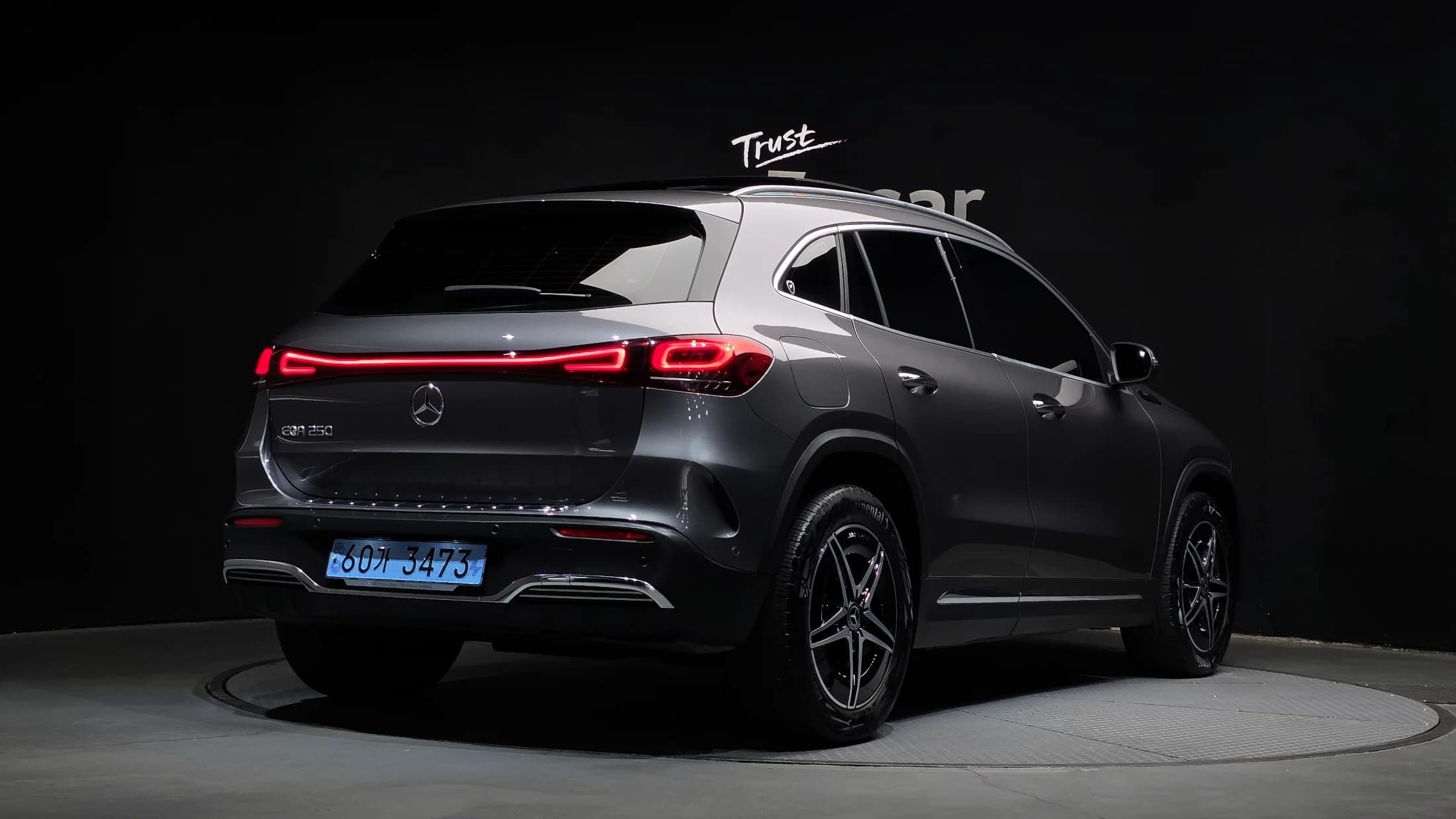 Mercedes-Benz EQA EQA250 AMG Line, электромобиль, 2023 г. 29315 км. — фото 2