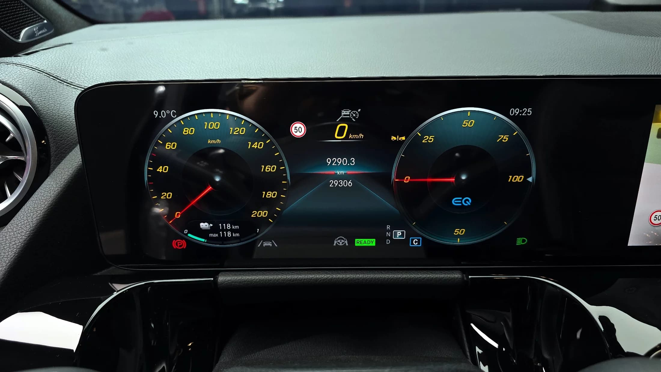 Mercedes-Benz EQA EQA250 AMG Line, электромобиль, 2023 г. 29315 км. — фото 8