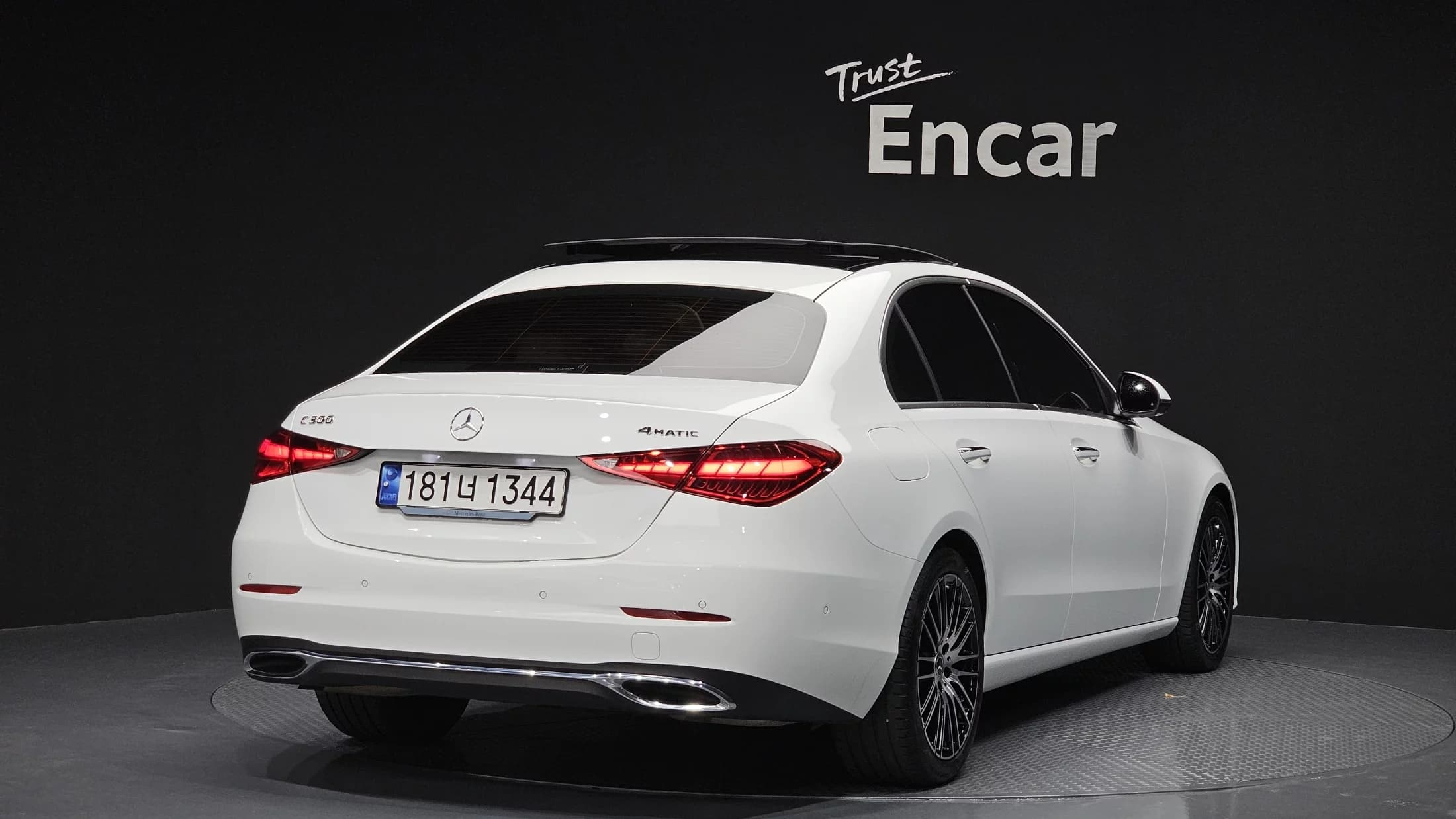Mercedes-Benz C-Class C300 4MATIC Avantgarde, 2023 г. 13444 км. — фото 2