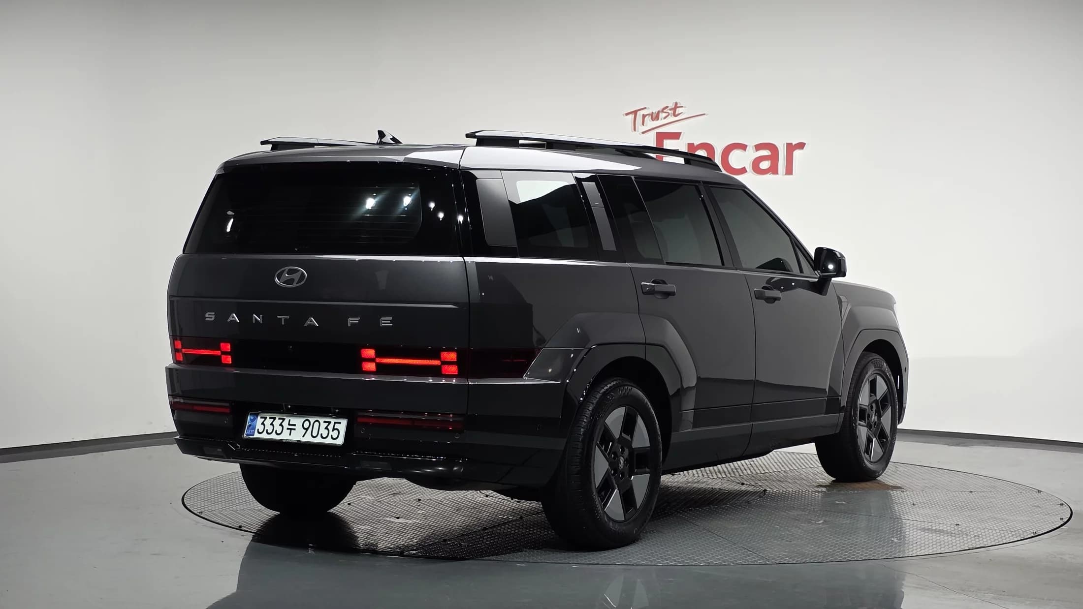 Hyundai Santa Fe HEV 1.6 2WD Calligraphy, гибрид, 2023 г. 31761 км.