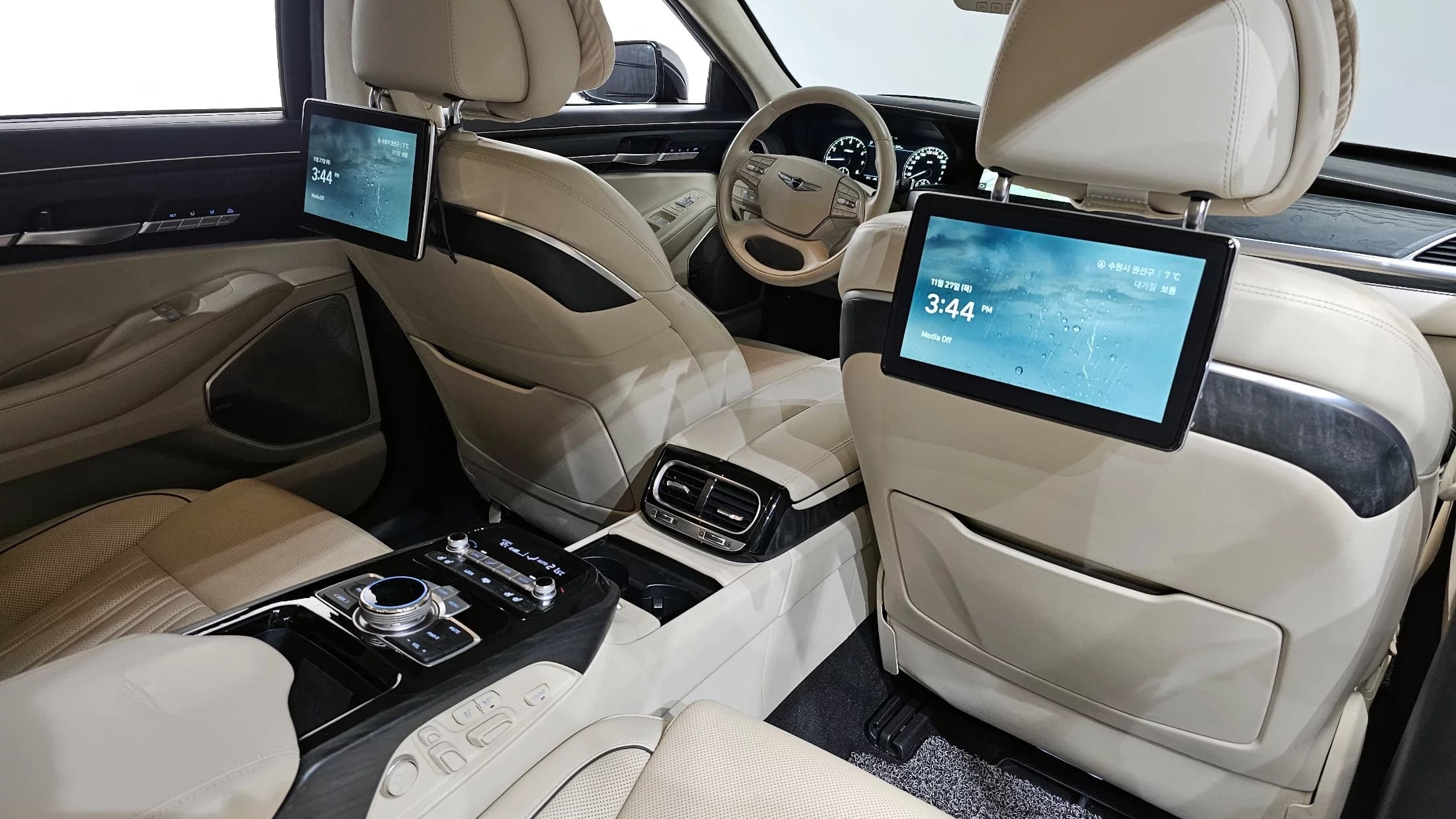 Genesis G90 5.0 AWD Prestige, 2021 г. 144764 км. — фото 19
