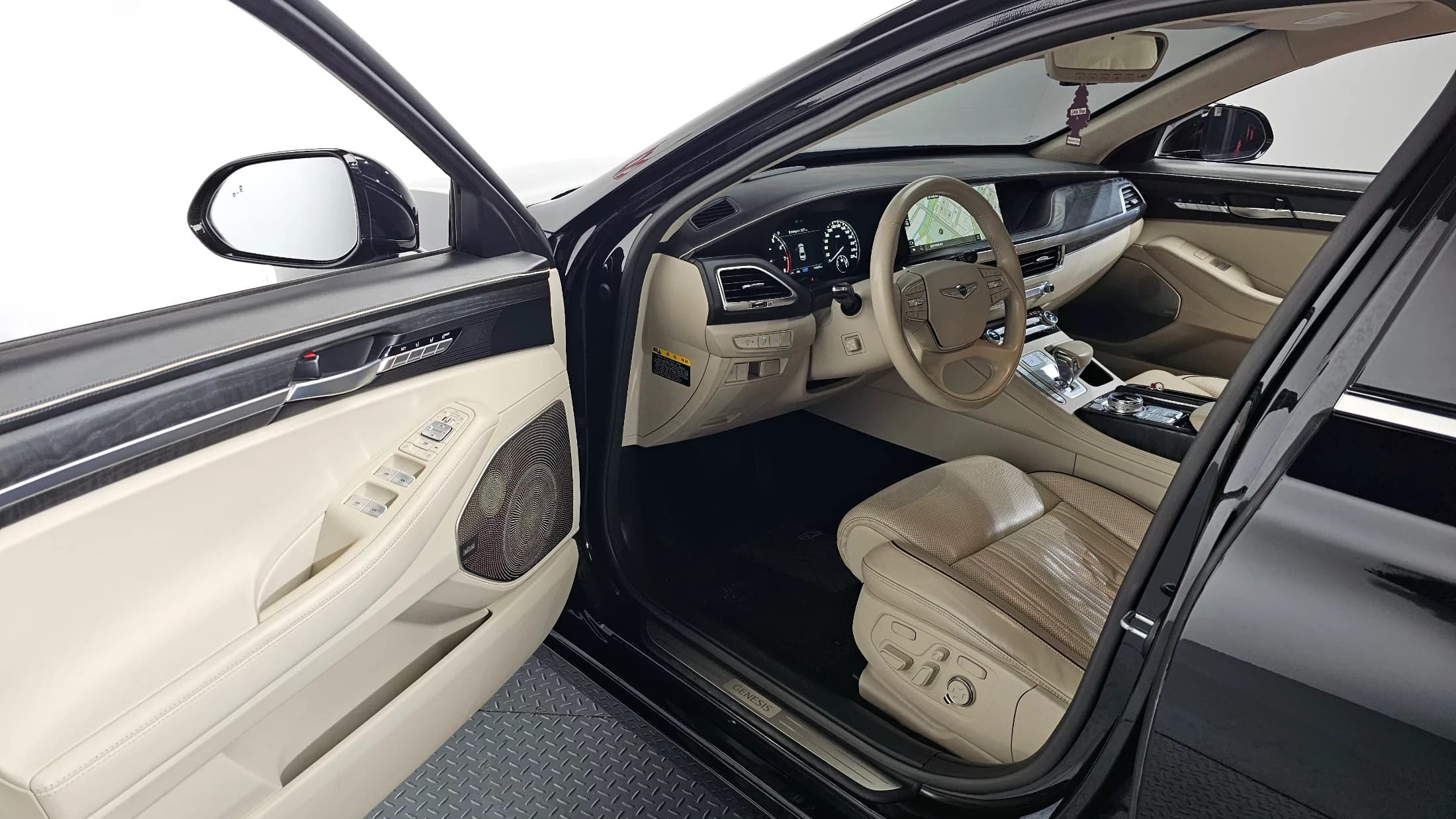Genesis G90 5.0 AWD Prestige, 2021 г. 144764 км. — фото 10
