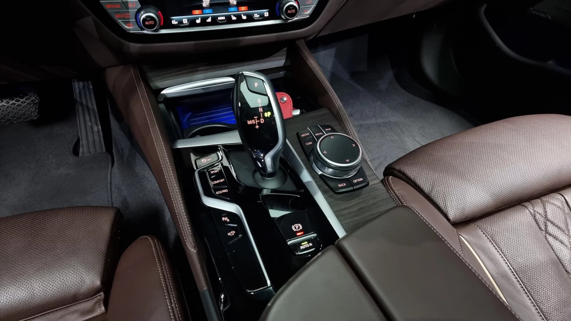 BMW 5-Series 530i Luxury, 2022 г. 41364 км. — фото 9