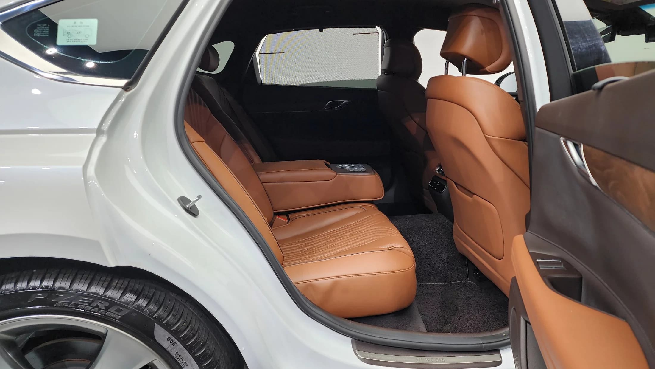 Genesis G80 Gasoline 2.5 Turbo AWD, 2021 г. 29028 км. — фото 12