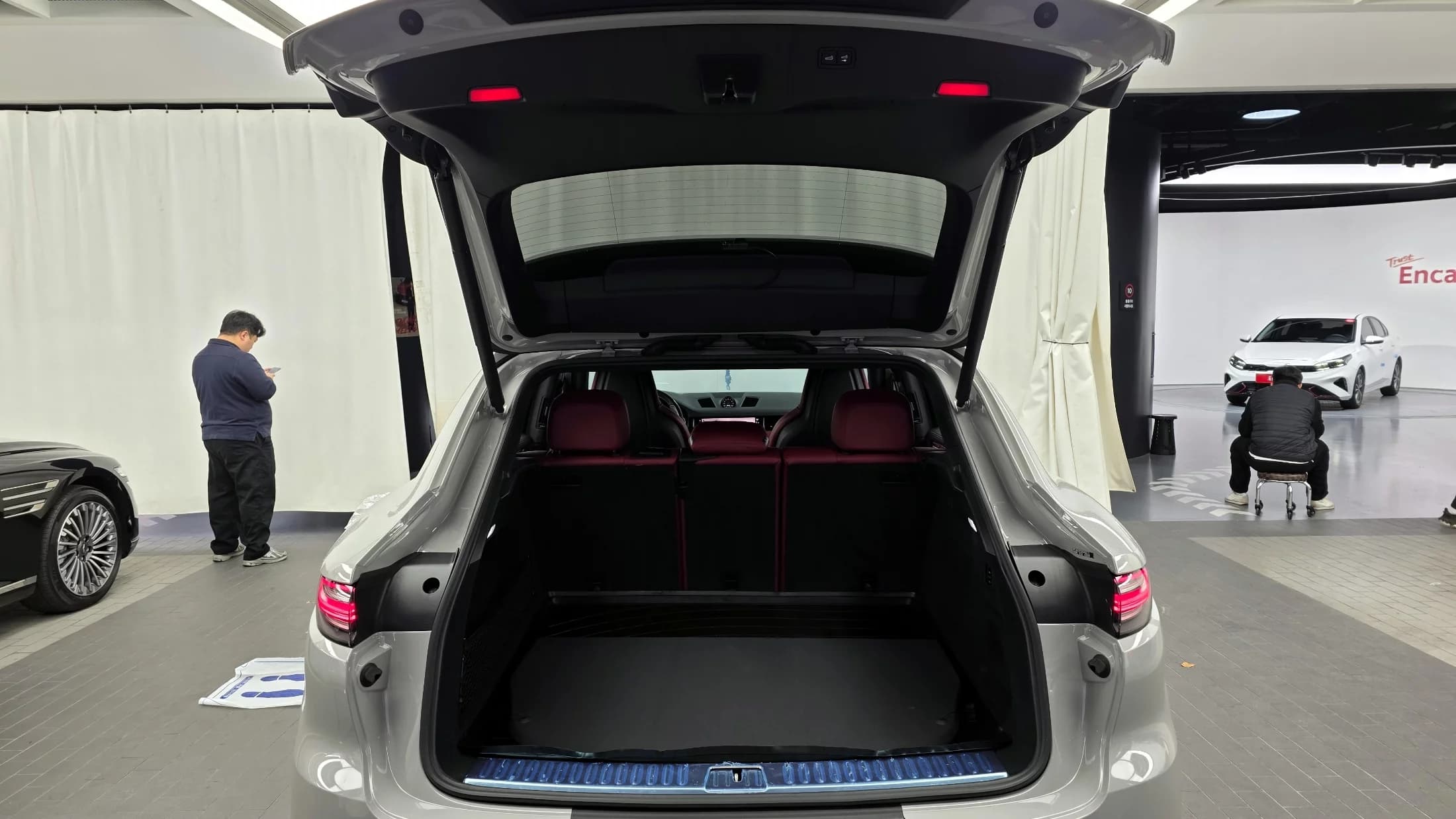 Porsche CAYENNE 3.0 Coupe, 2022 г. 80582 км. — фото 20