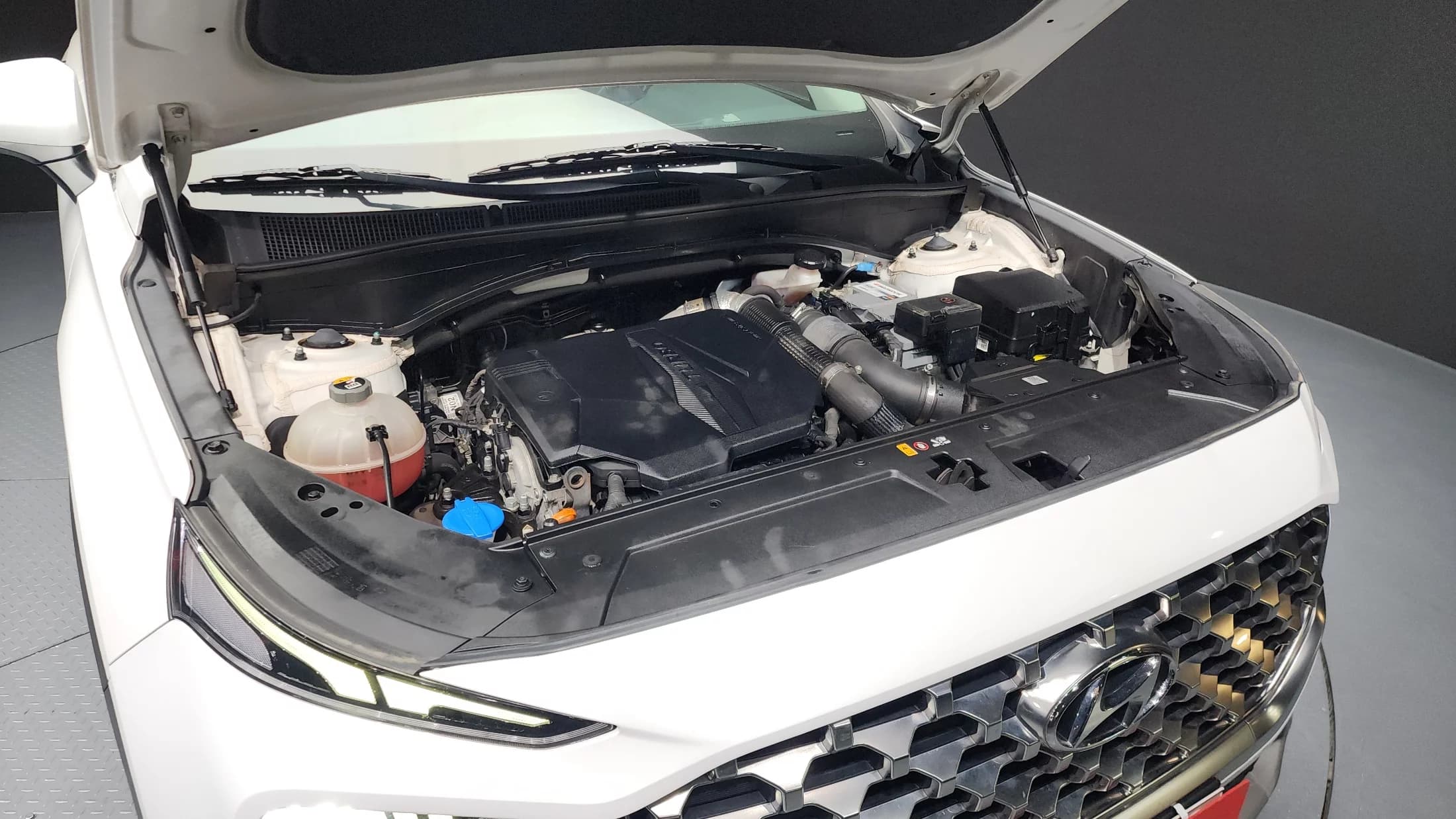 Hyundai Santa Fe Gasoline 2.5T 2WD Exclusive, 2022 г. 125644 км. — фото 6