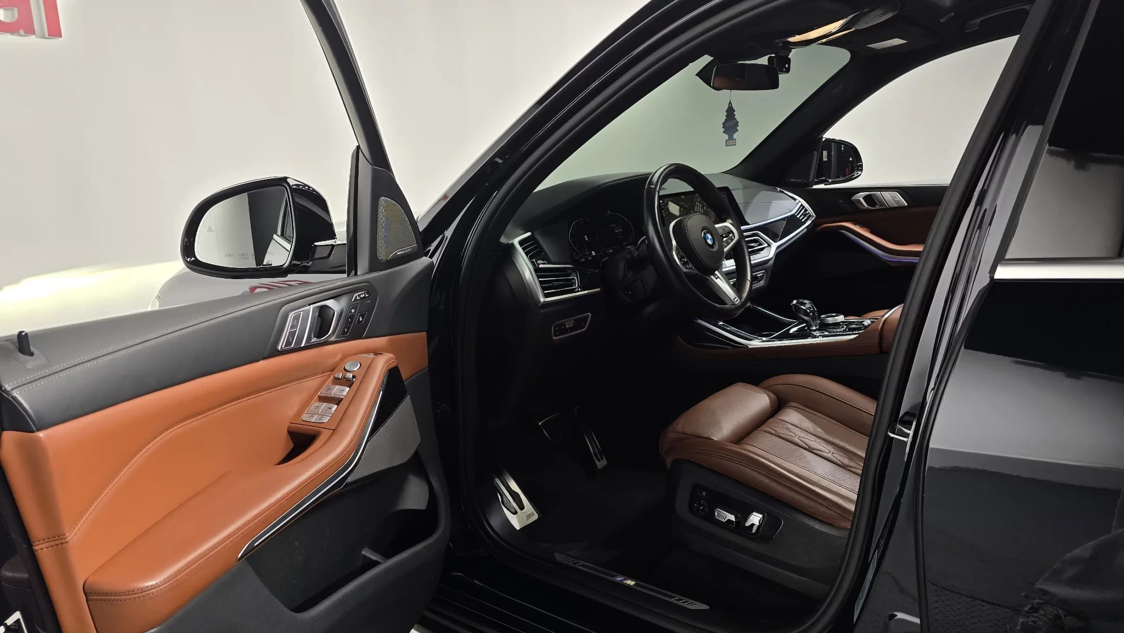 BMW X7 xDrive 40i M Sport 6STR, 2021 г. 75152 км. — фото 10