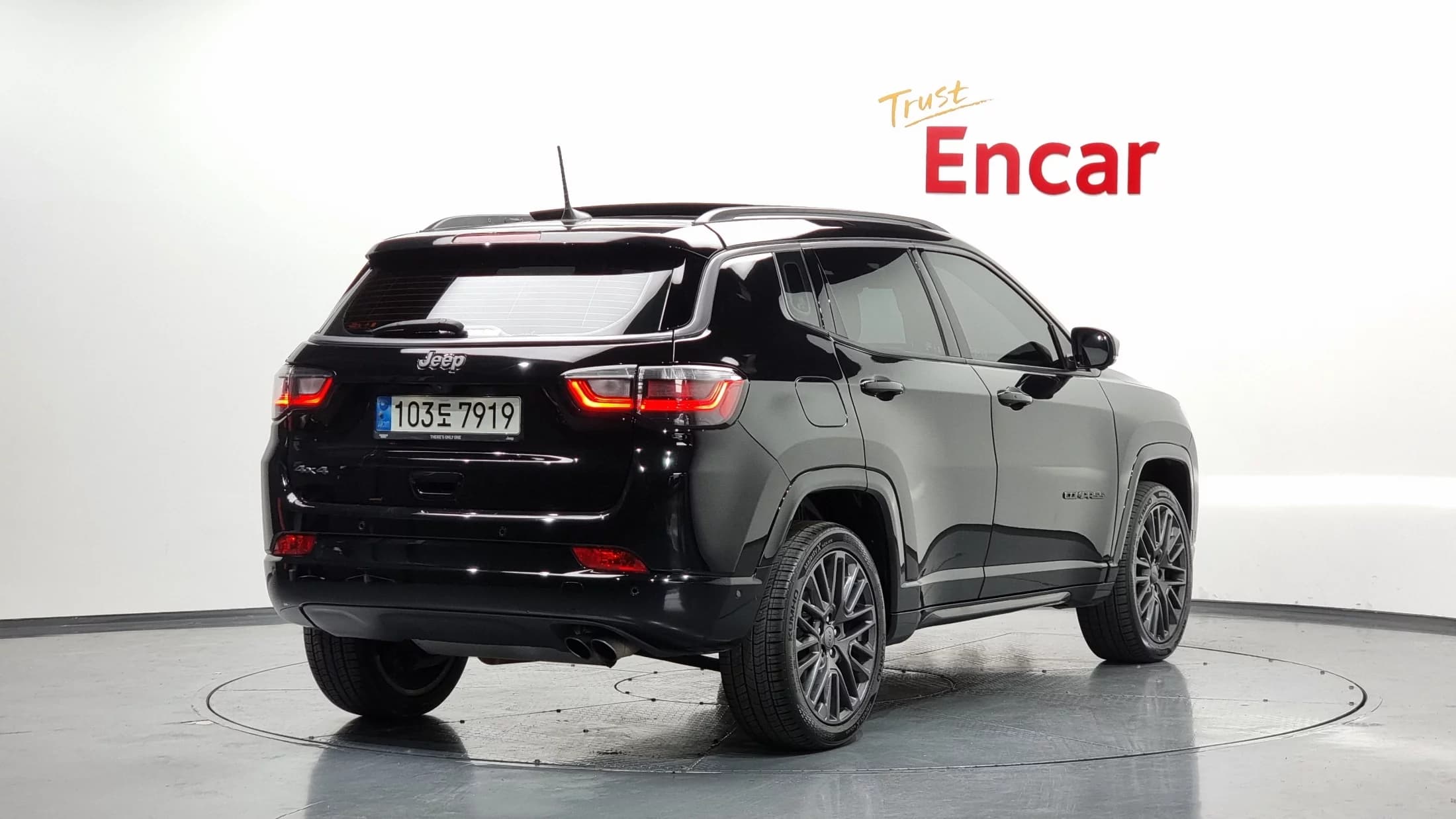 Jeep COMPASS S2.4 AWD, 2022 г. 68634 км. — фото 2