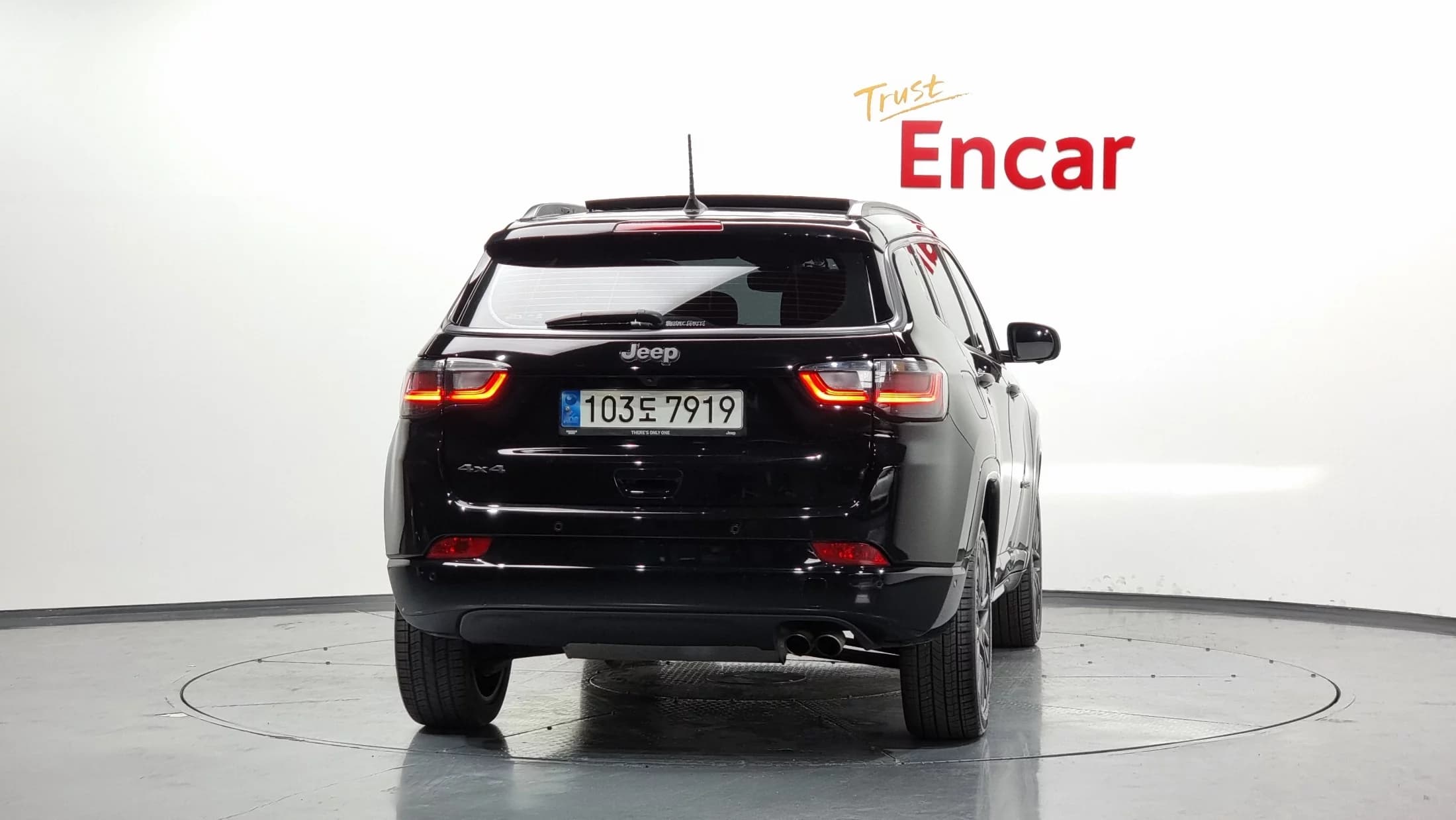 Jeep COMPASS S2.4 AWD, 2022 г. 68634 км. — фото 4