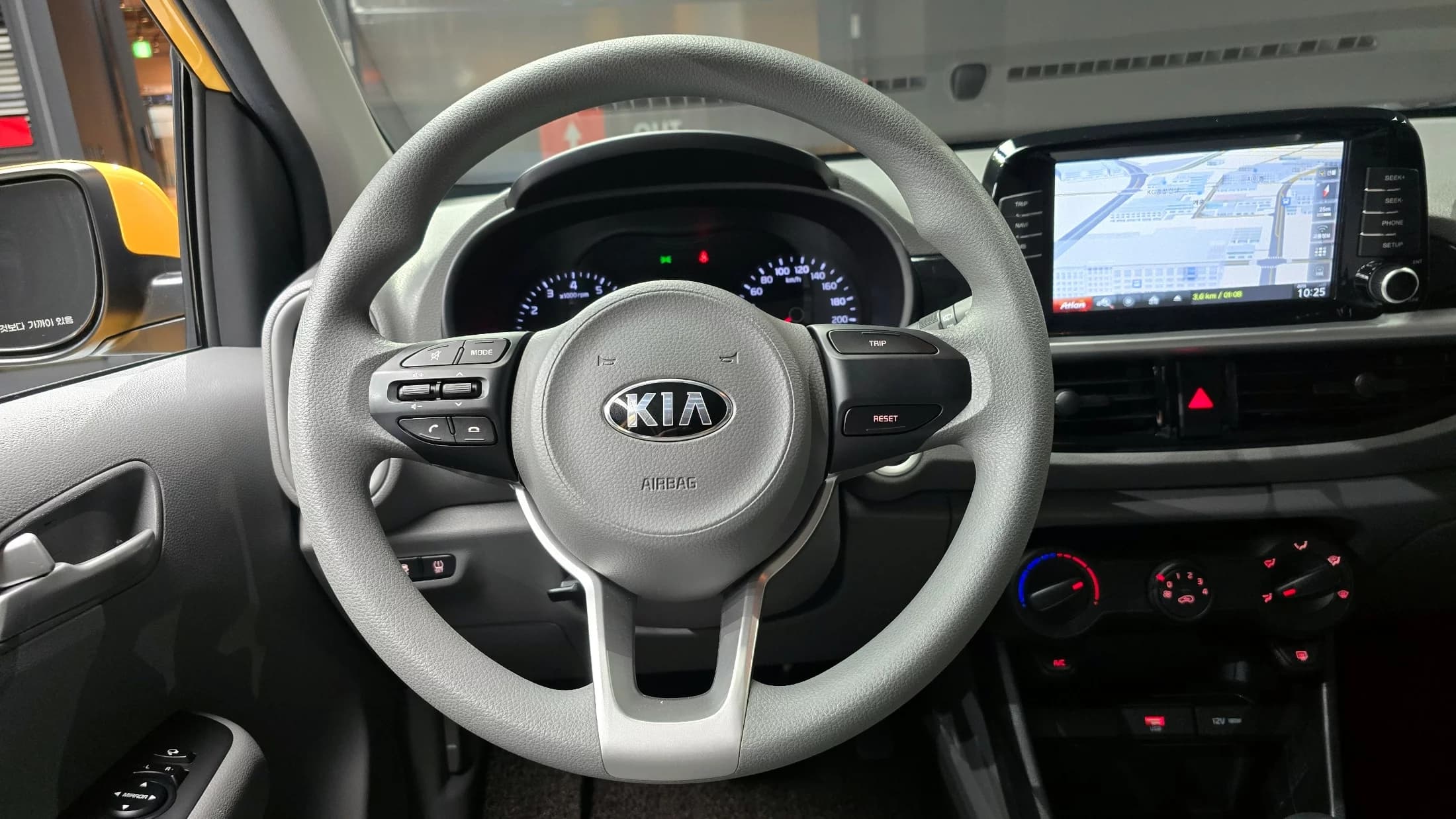 Kia Morning Prestige, 2021 г. 24915 км. — фото 14