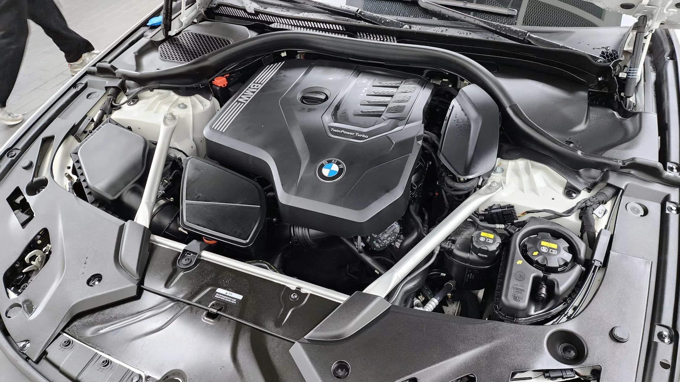 BMW 5-Series 530i M Sport Package, 2022 г. 23494 км. — фото 6