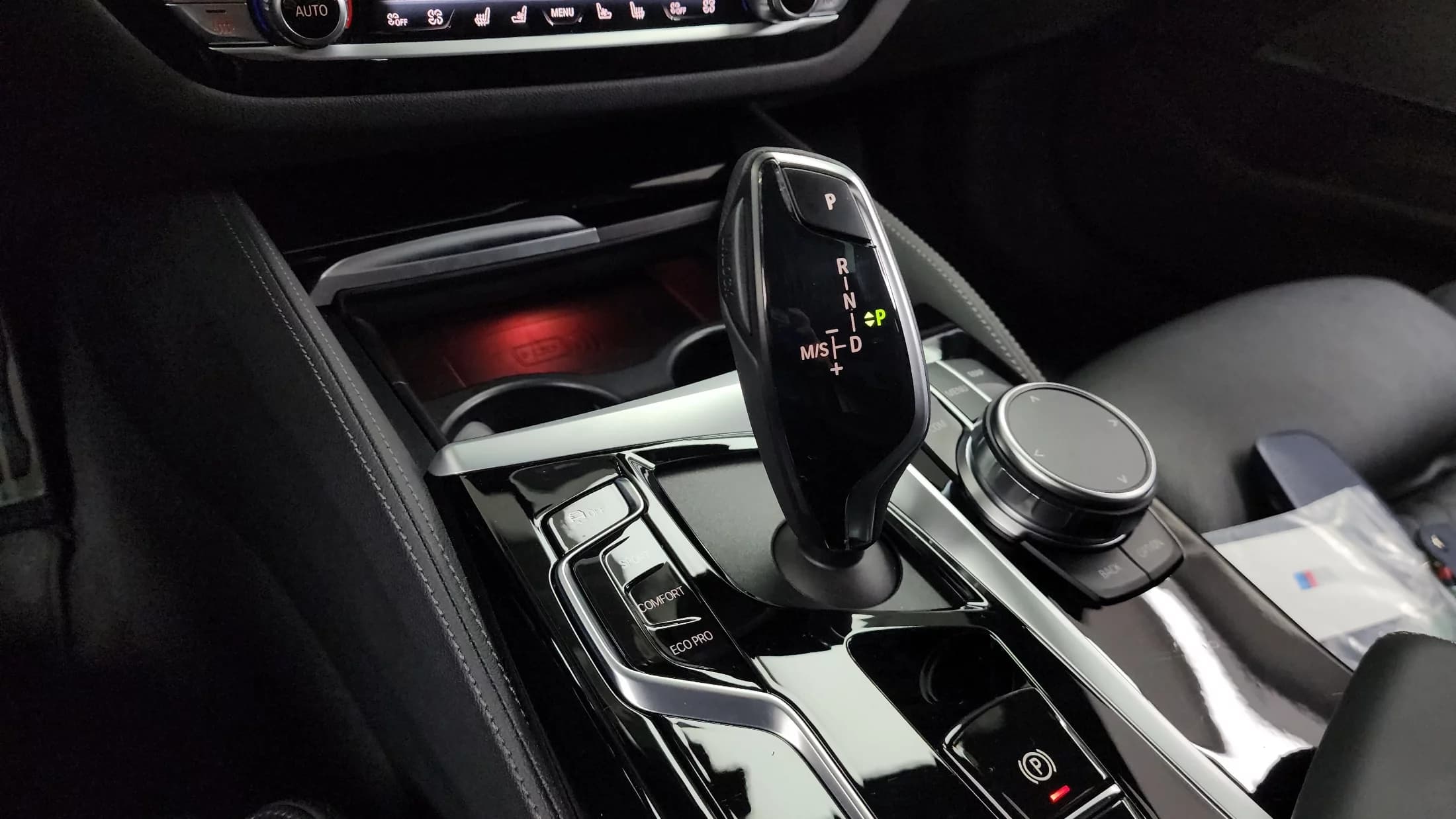 BMW 5-Series 530i M Sport Package, 2022 г. 23494 км. — фото 9