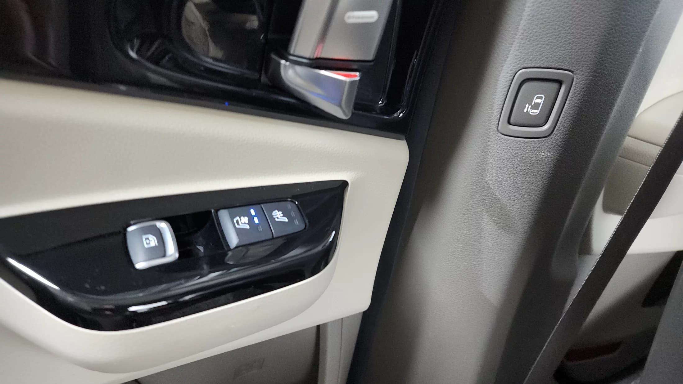 Kia Carnival 9-Seater Signature, 2021 г. 93234 км. — фото 19
