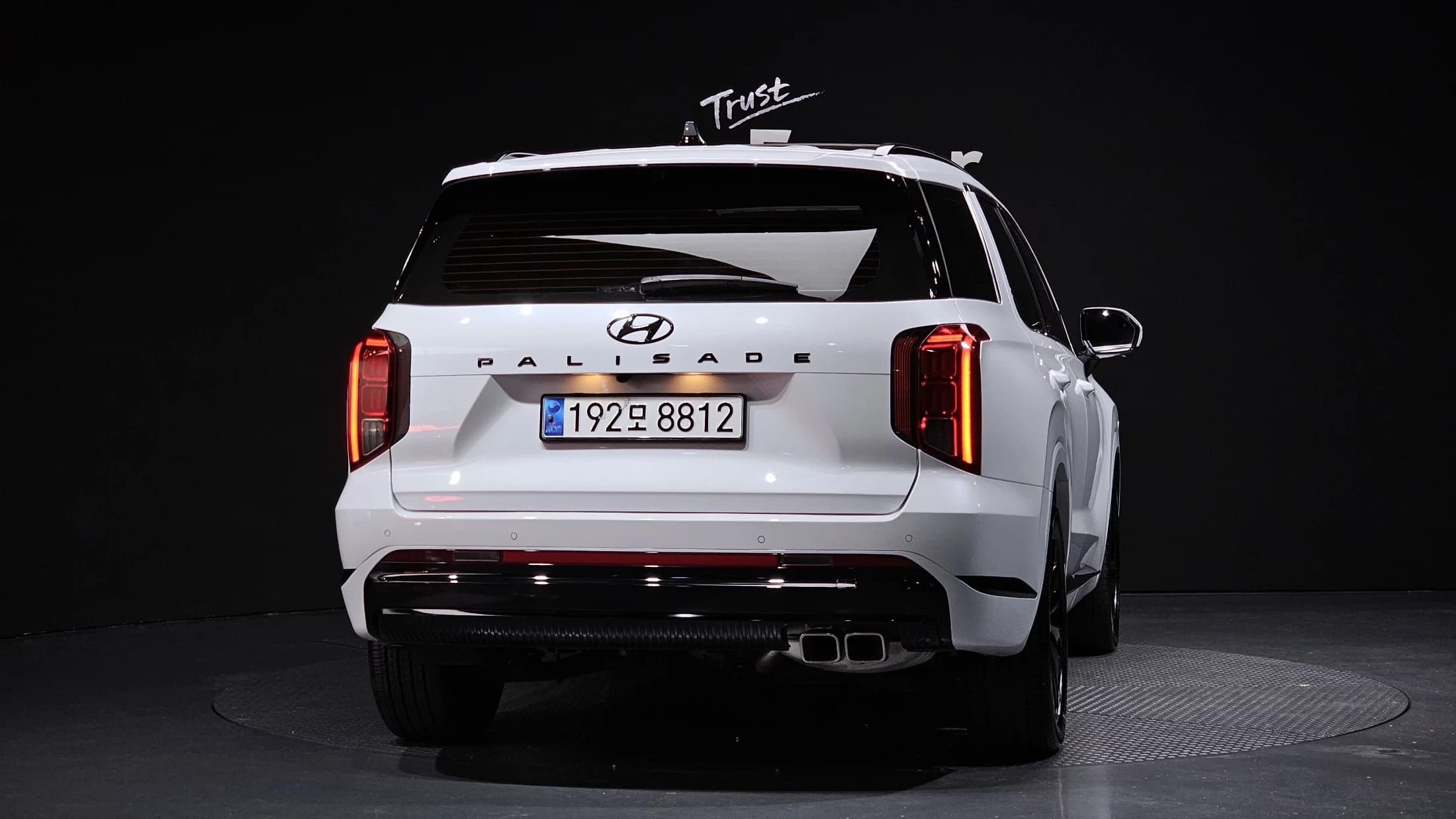 Hyundai Palisade Diesel 2.2 4WD Calligraphy Black Edition, 2023 г. 42085 км. — фото 4