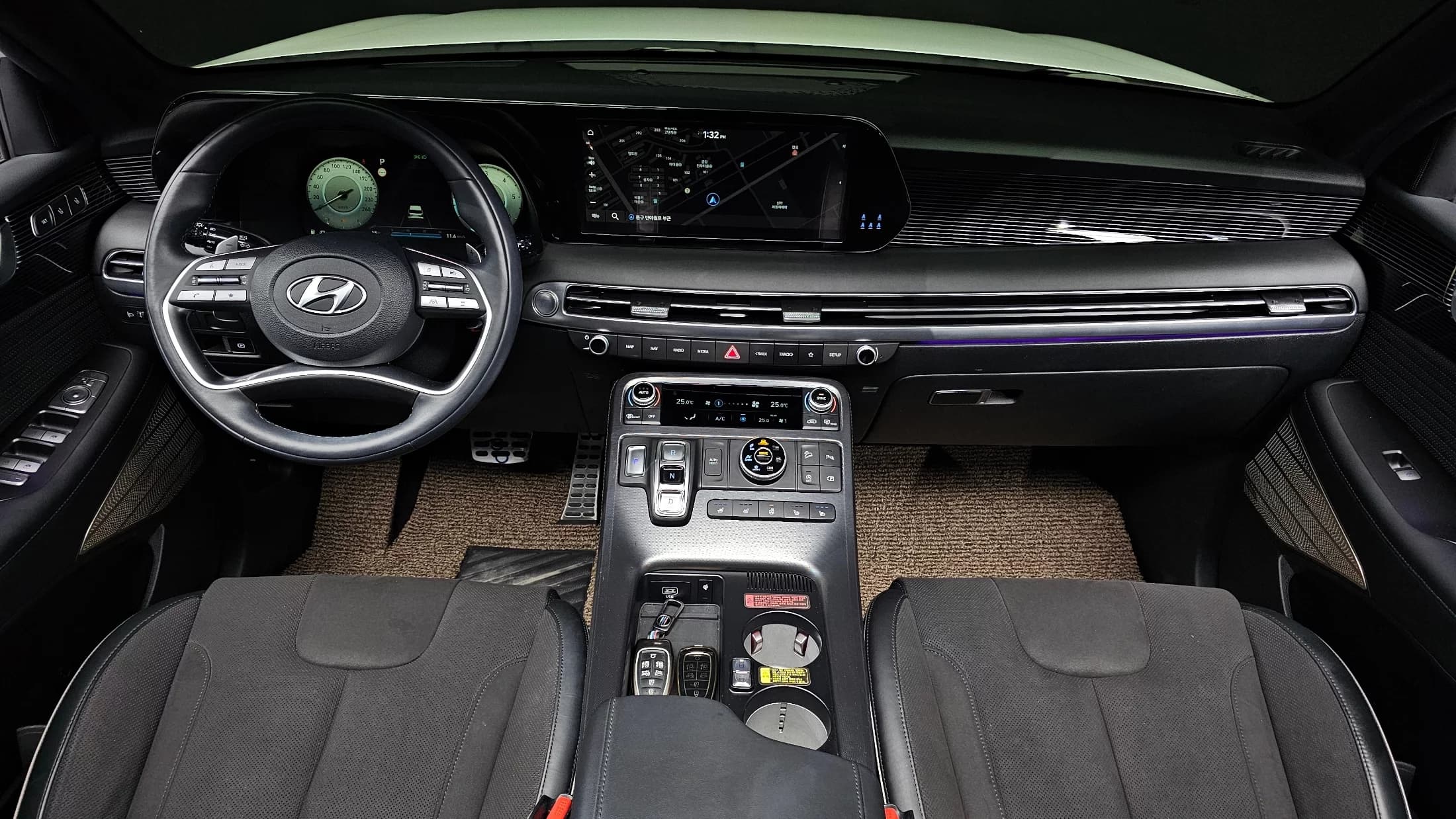 Hyundai Palisade Diesel 2.2 4WD Calligraphy Black Edition, 2023 г. 42085 км. — фото 7