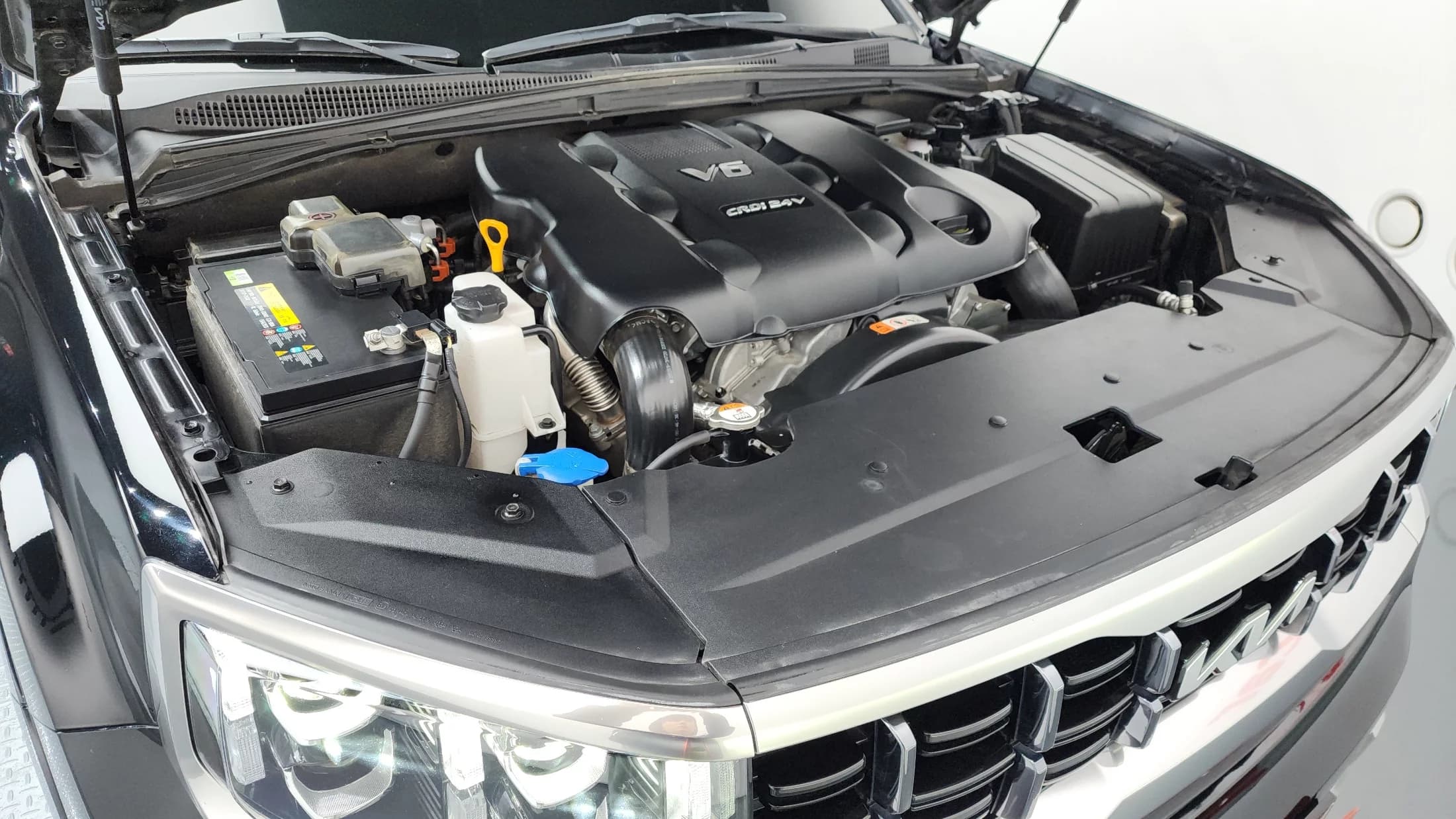 Kia Mohave Diesel 3.0 4WD 5-Seater Masters, 2022 г. 69580 км. — фото 6